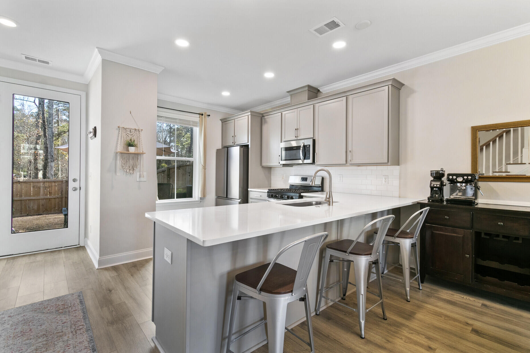 511 Green Fern Drive Highway # 62