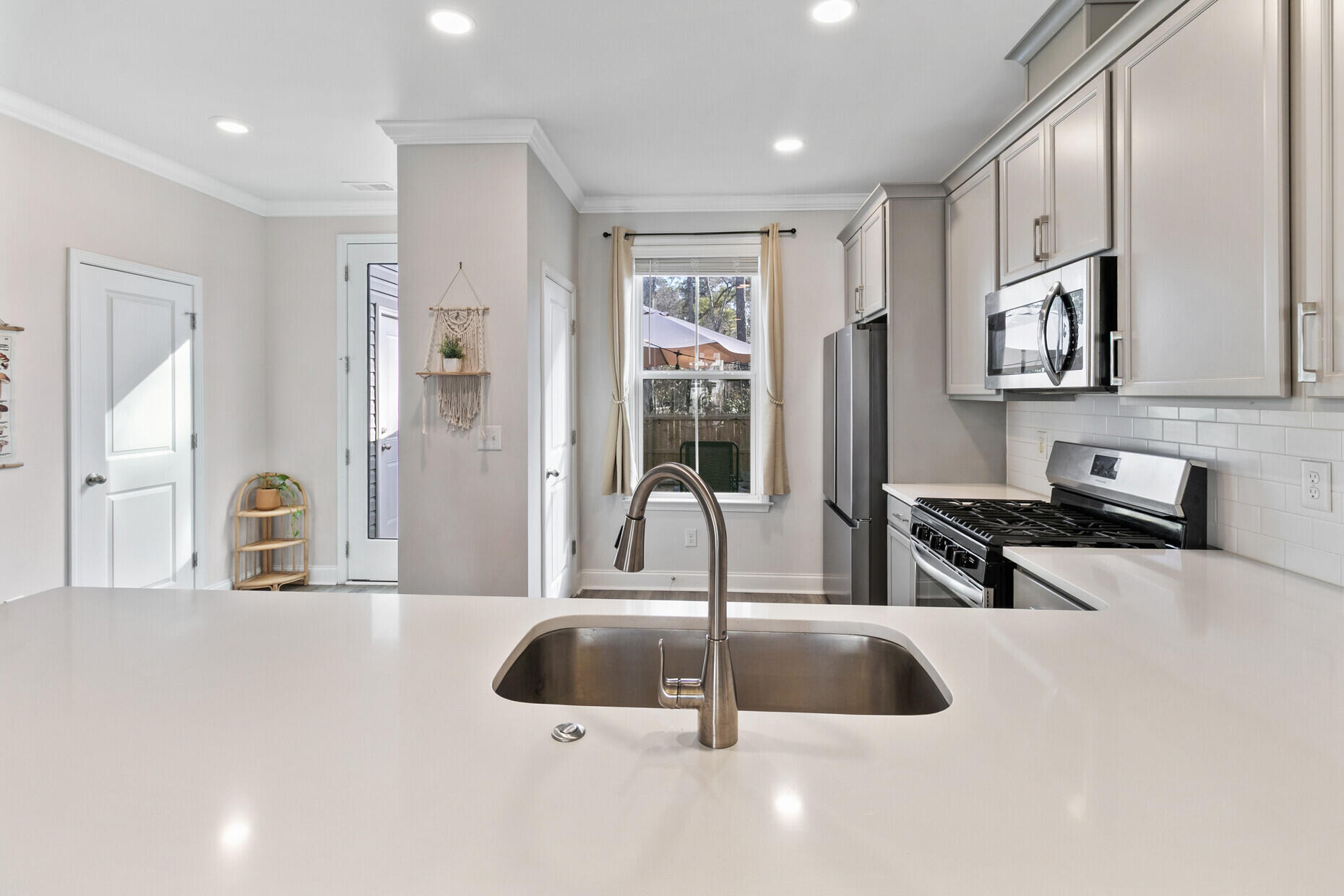 511 Green Fern Drive Highway # 62