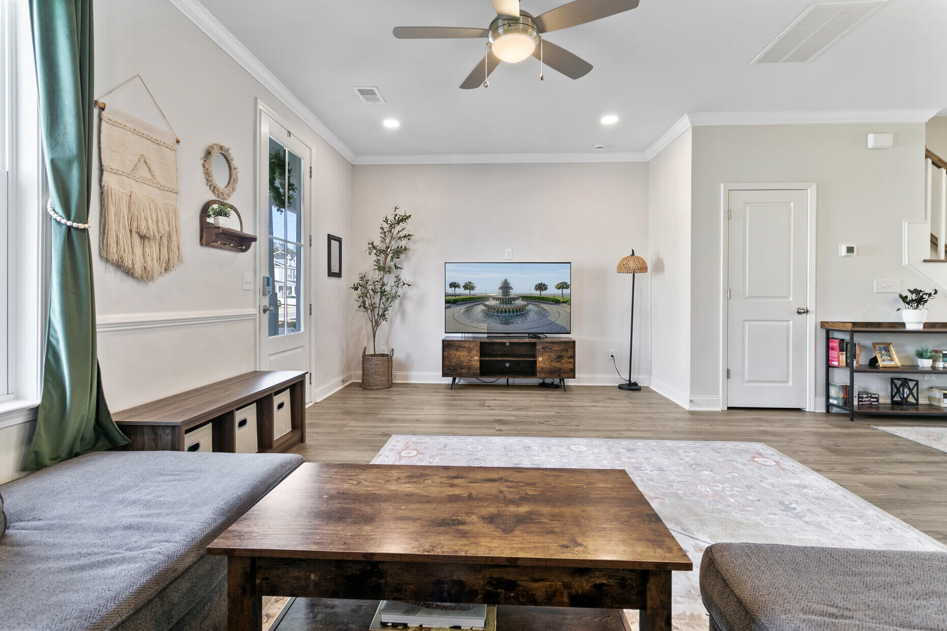 511 Green Fern Drive Highway # 62