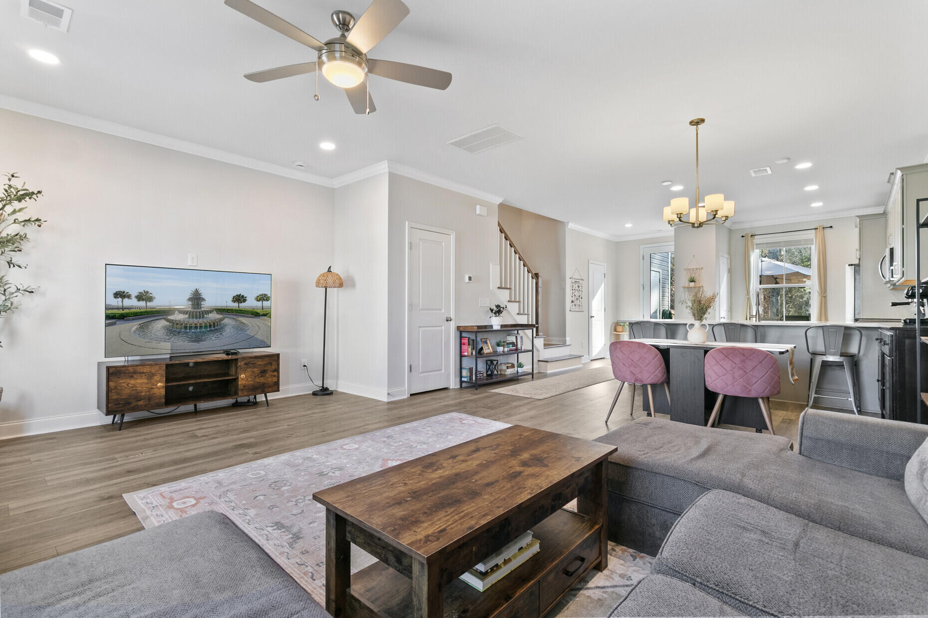 511 Green Fern Drive Highway # 62