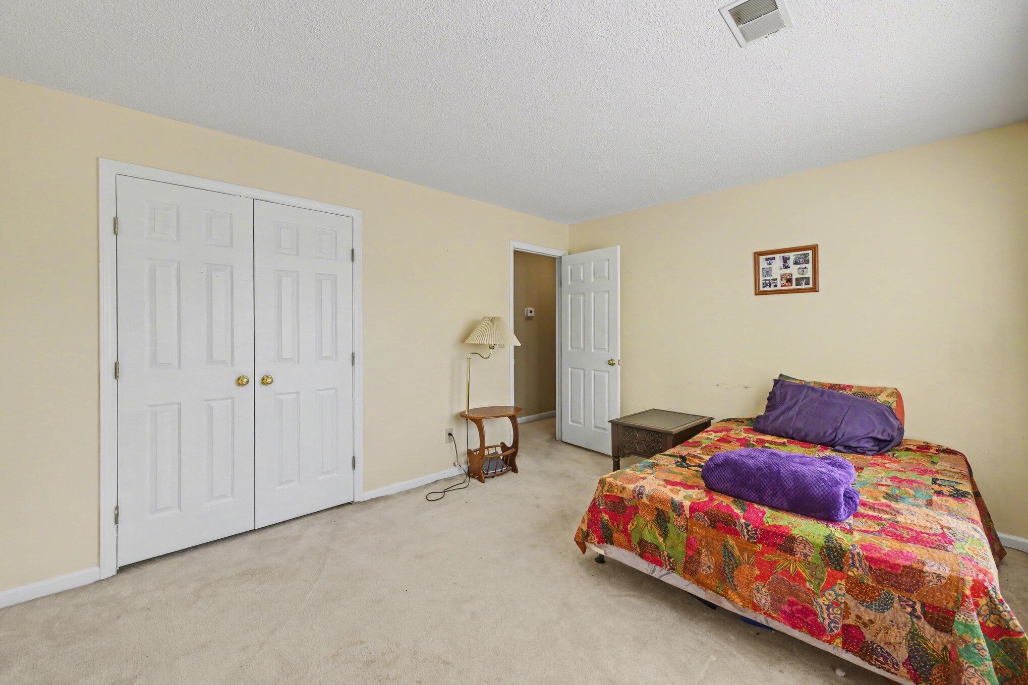 104 N Pembroke Drive