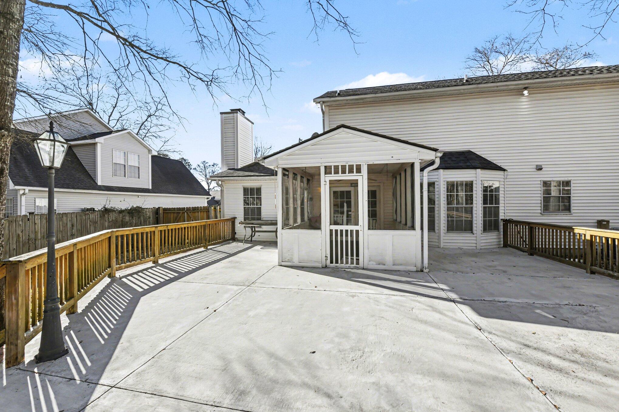 104 N Pembroke Drive