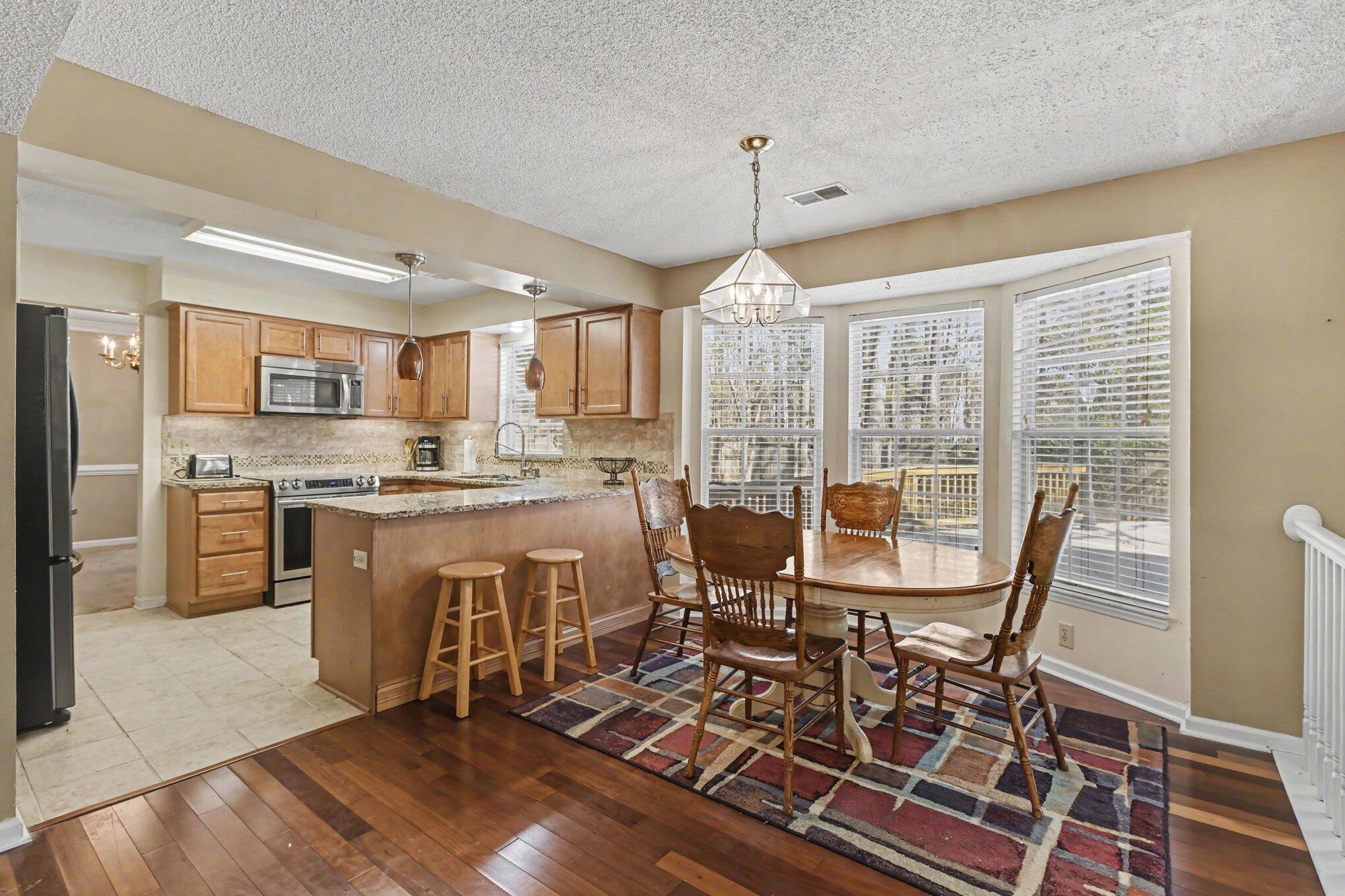 104 N Pembroke Drive