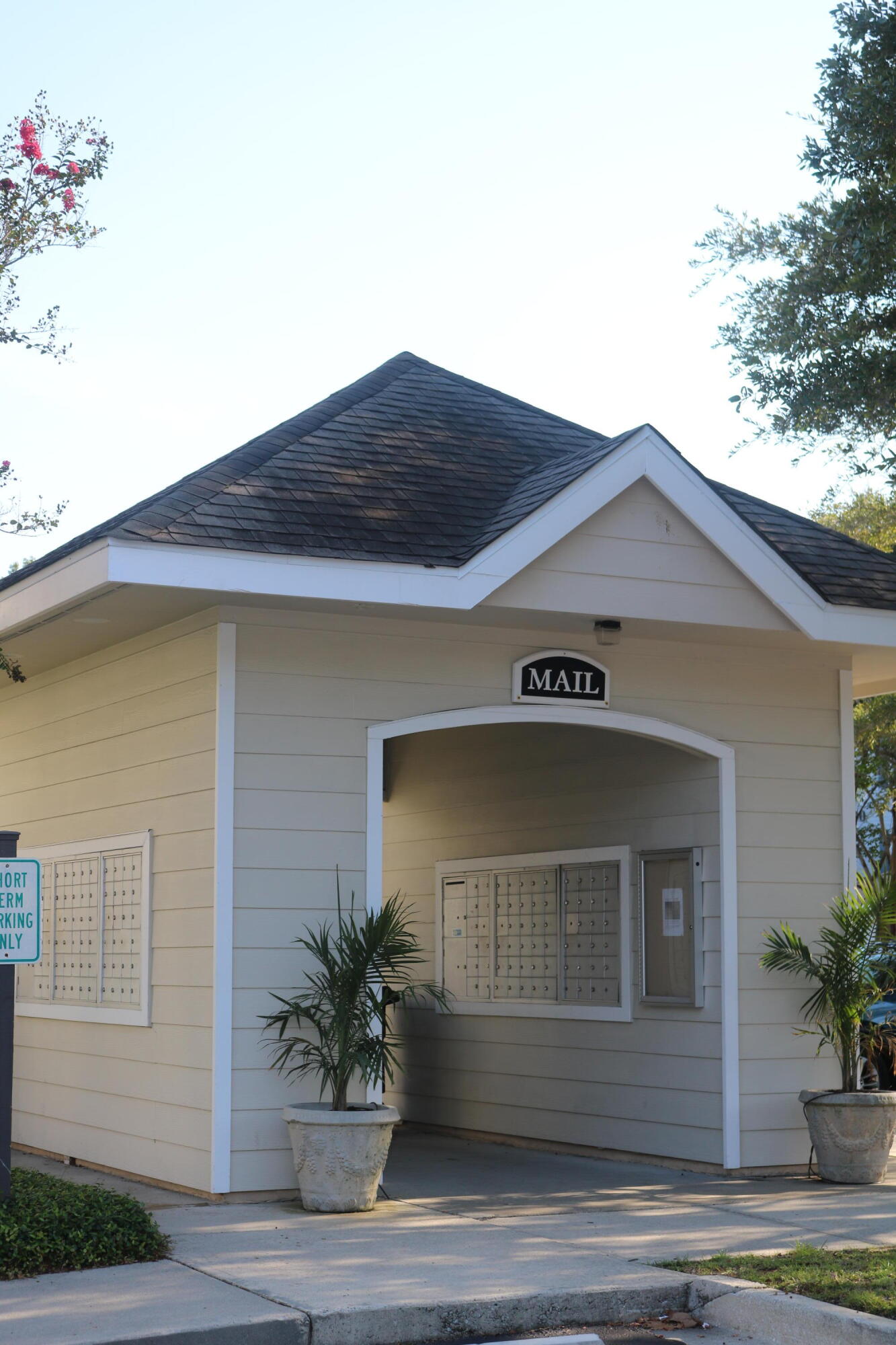 1300 Park West Boulevard Unit 401