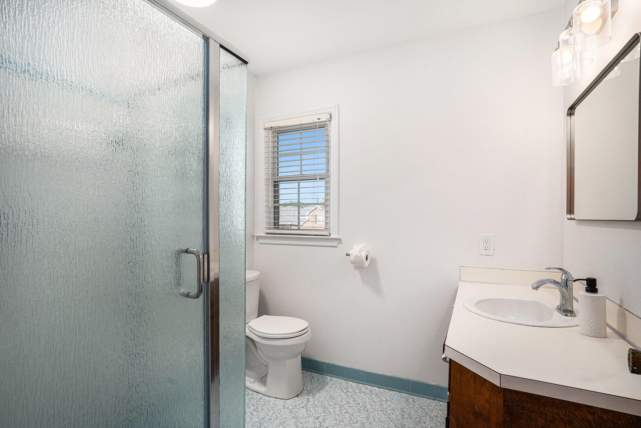 2923 Sugarbush Way
