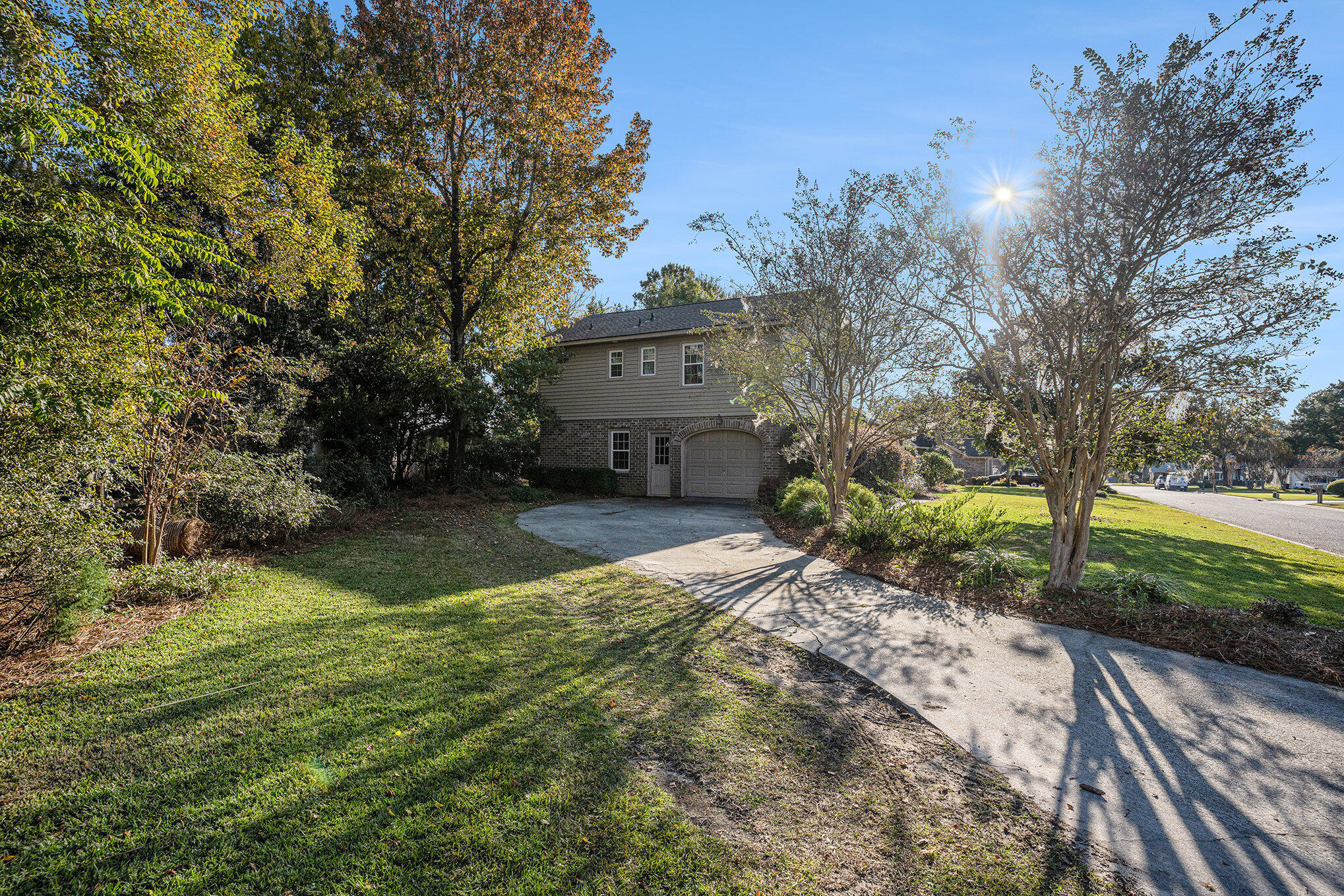 2923 Sugarbush Way