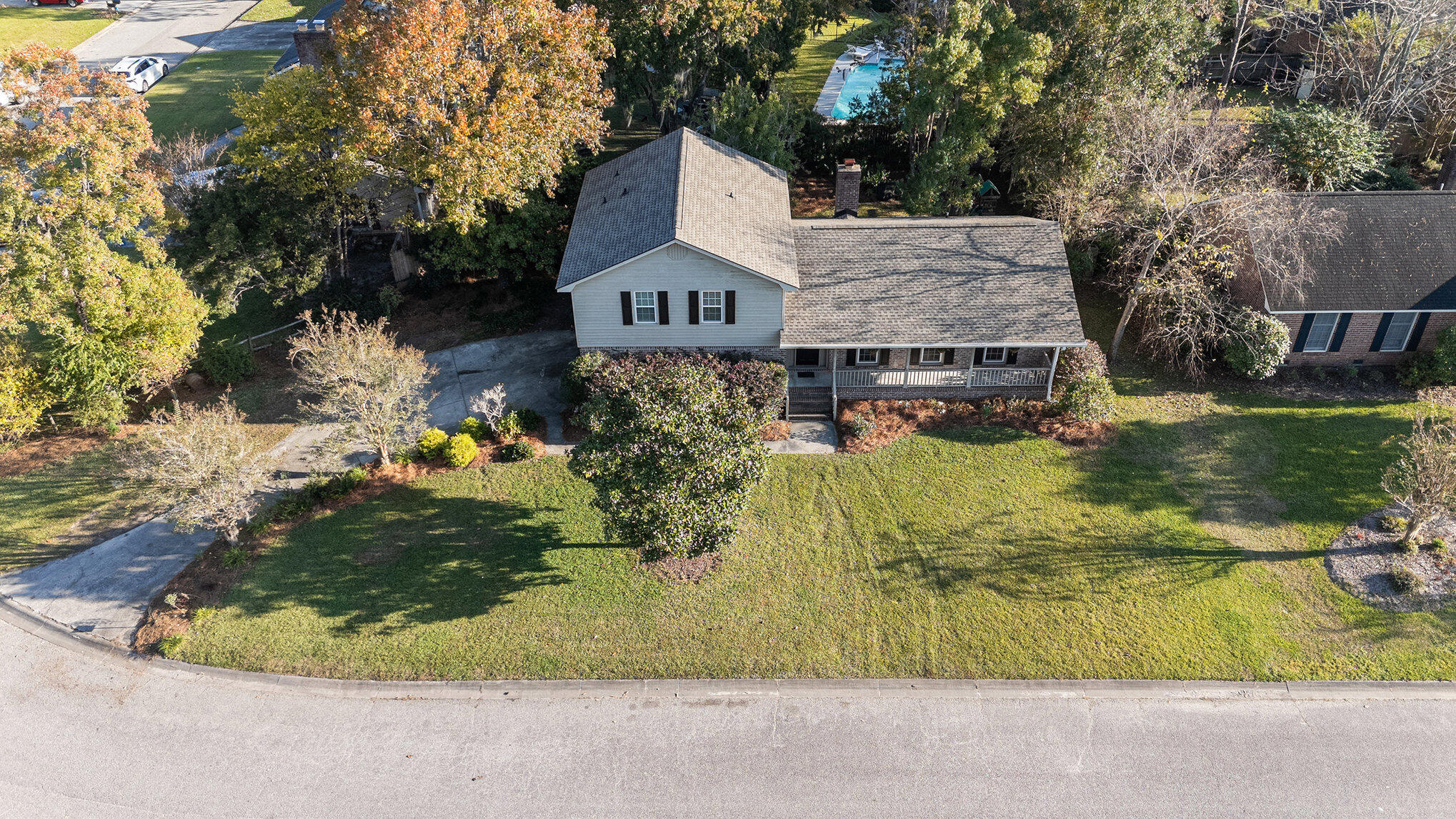 2923 Sugarbush Way