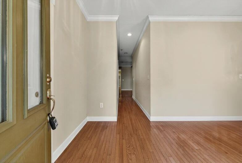 231 N Ainsdale Drive