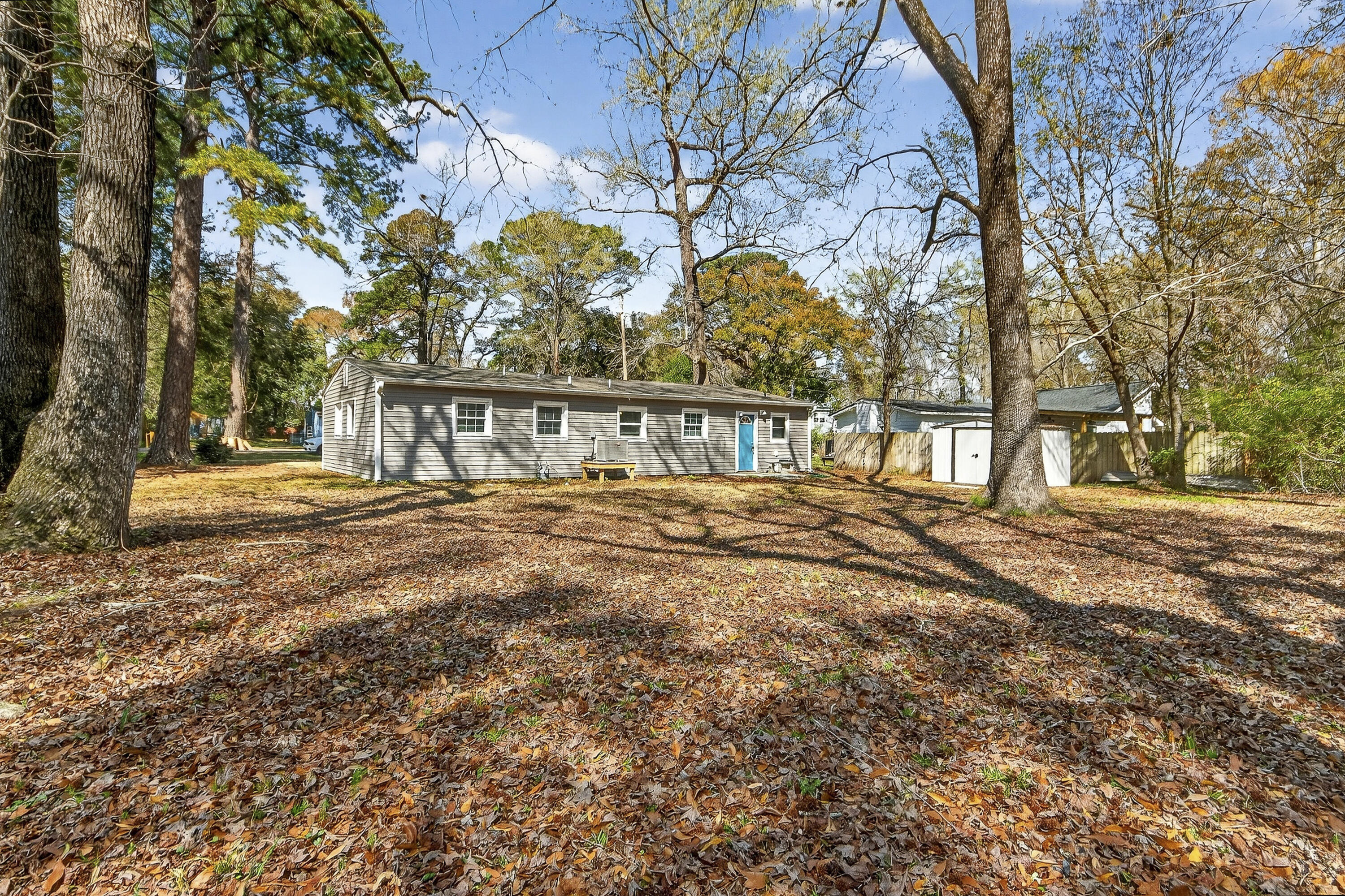 908 King Richard Drive