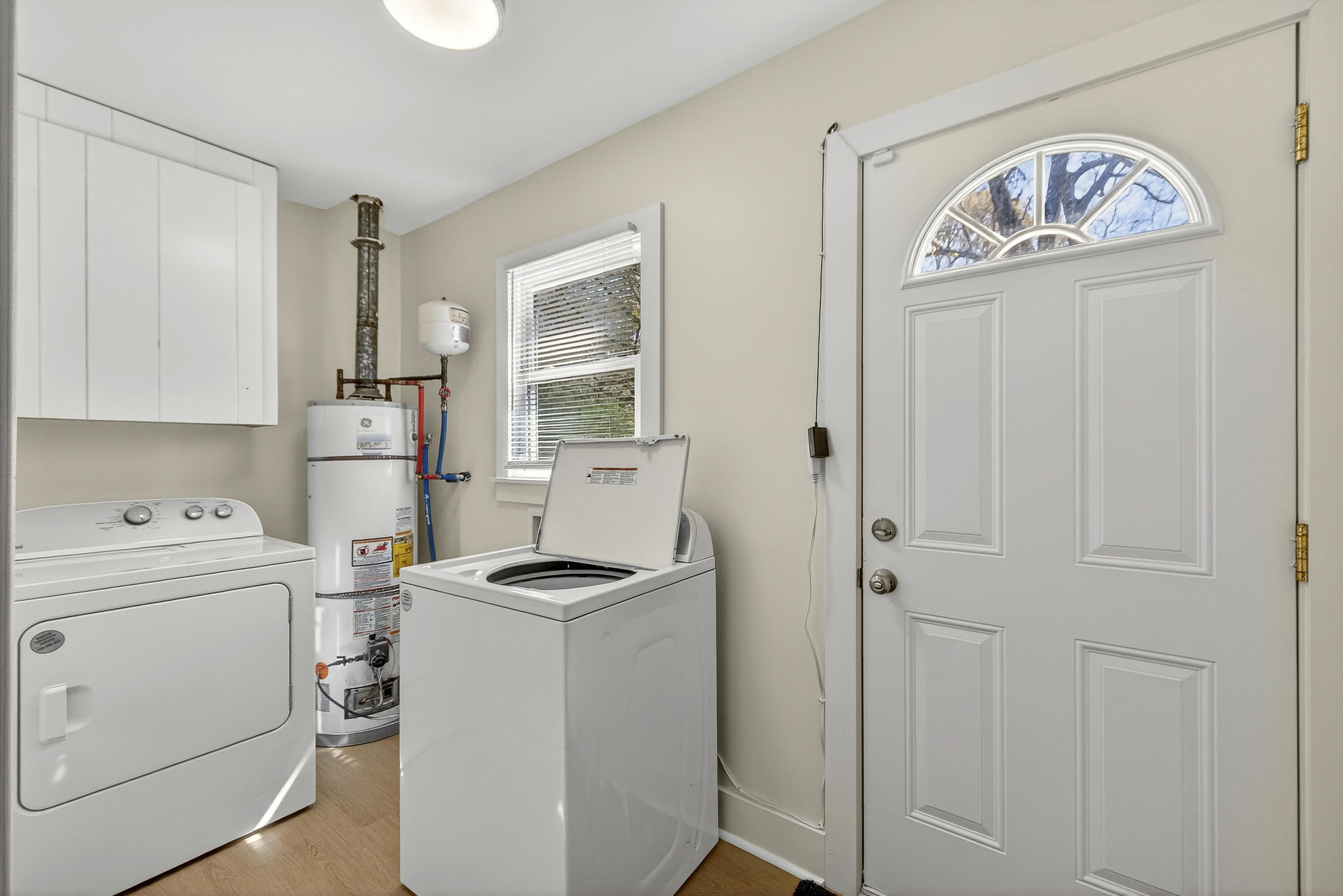 908 King Richard Drive