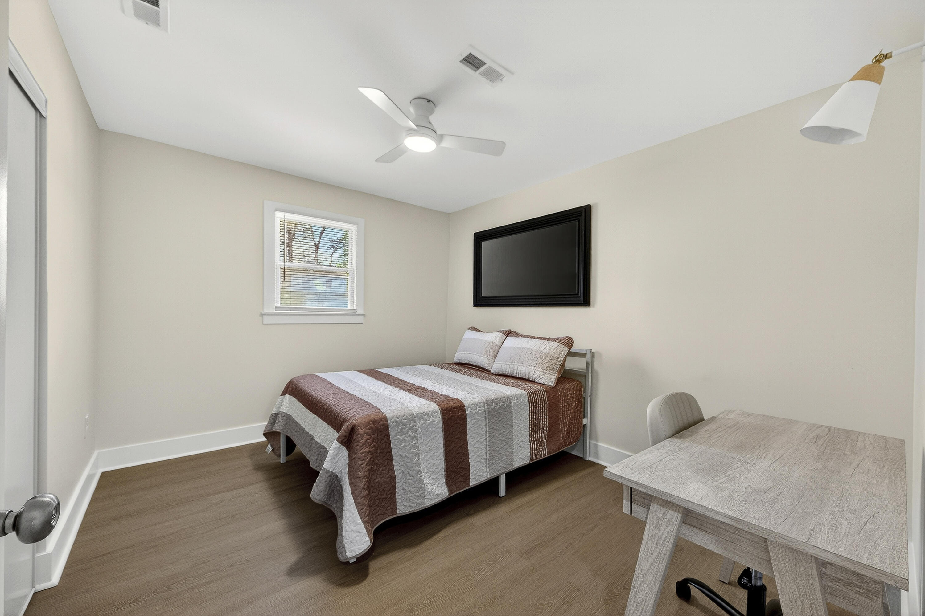 908 King Richard Drive