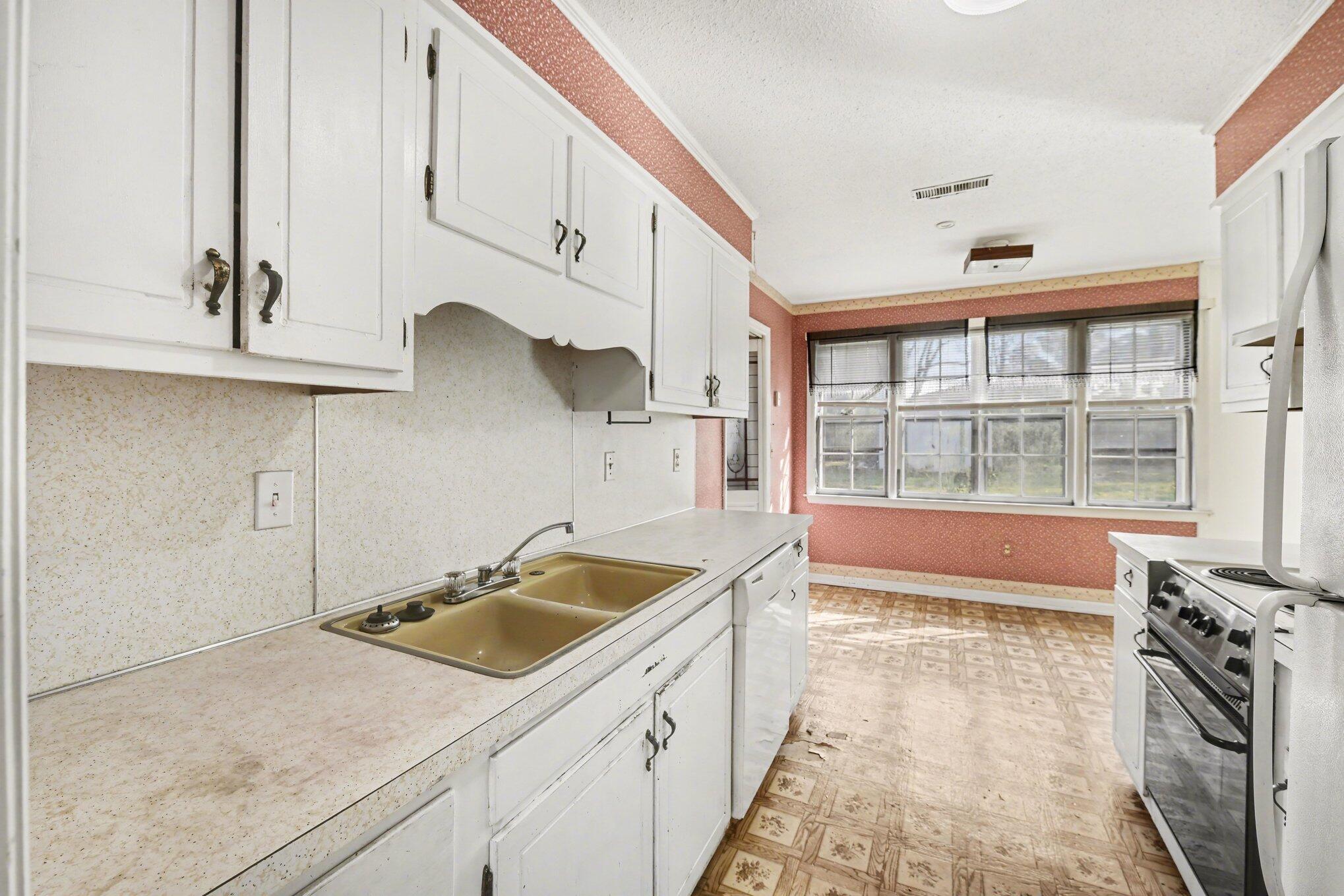 123 Saint Marks Drive