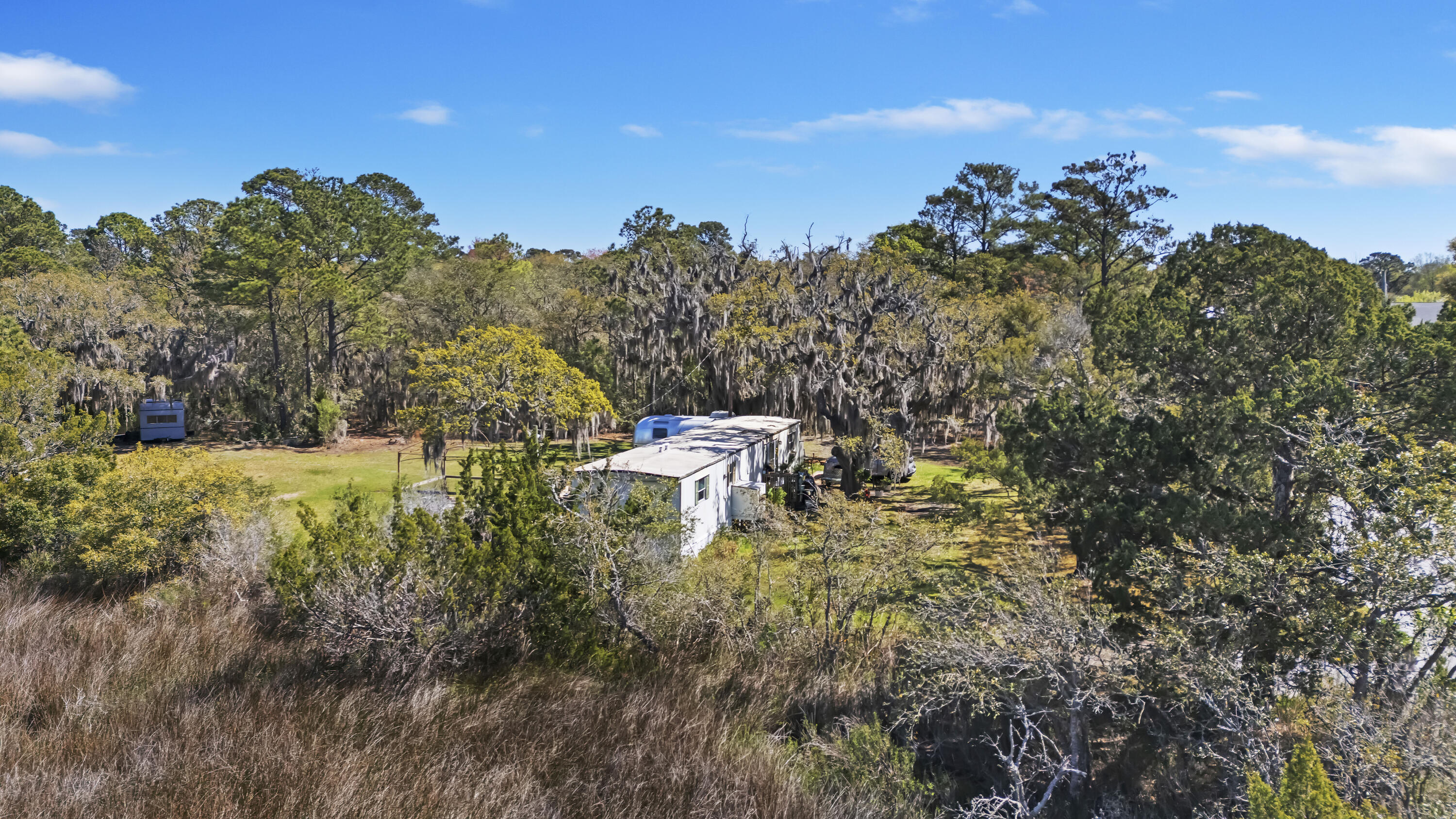 2286 Woodland Shores Road