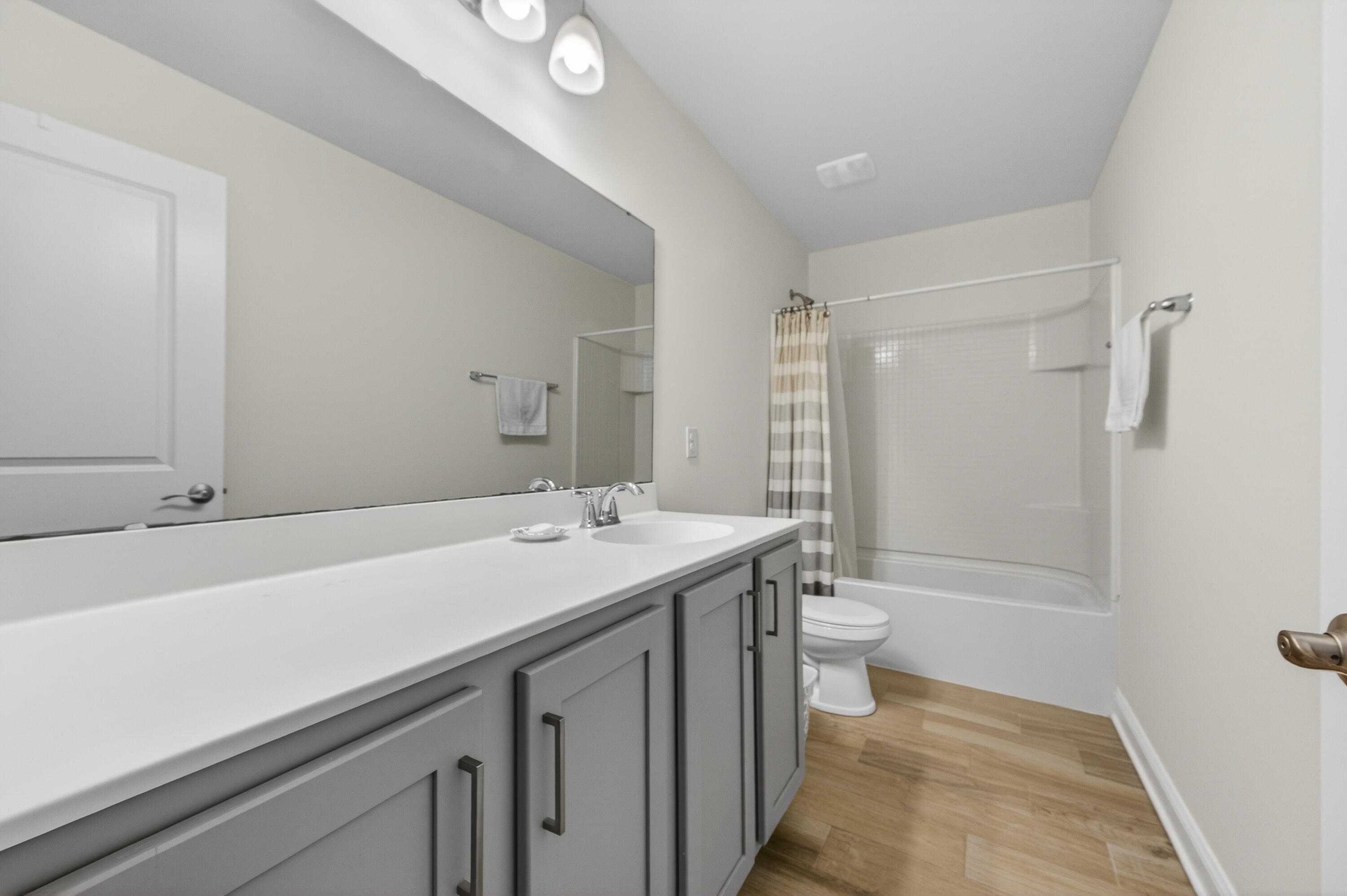 2568 Kingsfield Street