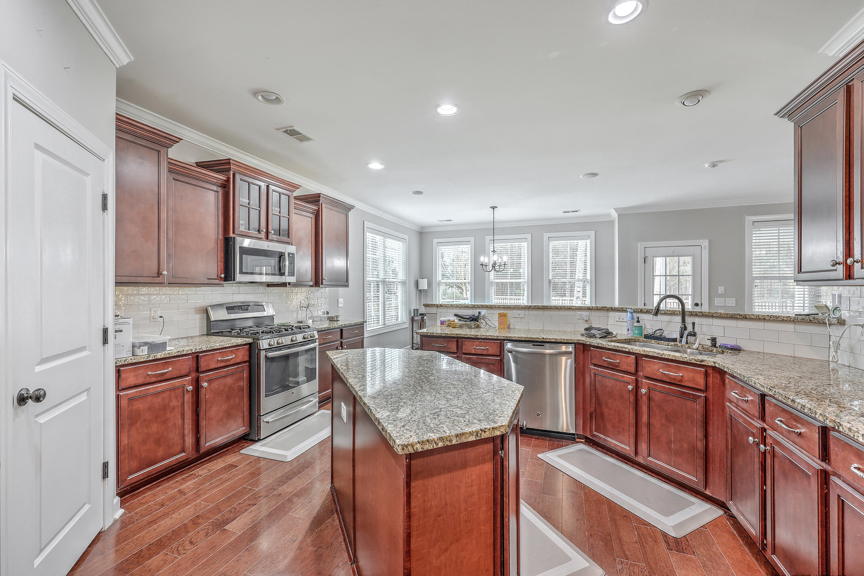 309 Ribbon Road