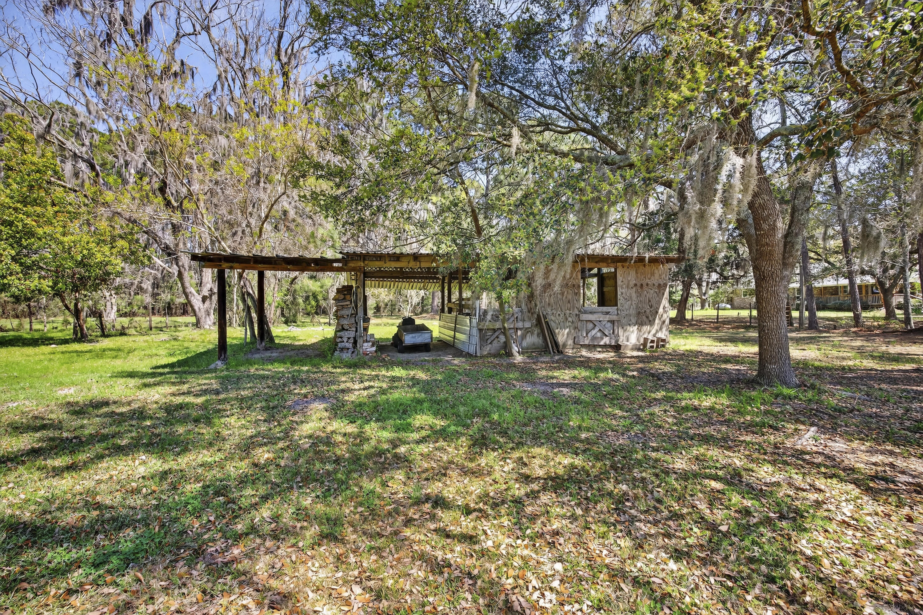 4715 Hwy 165