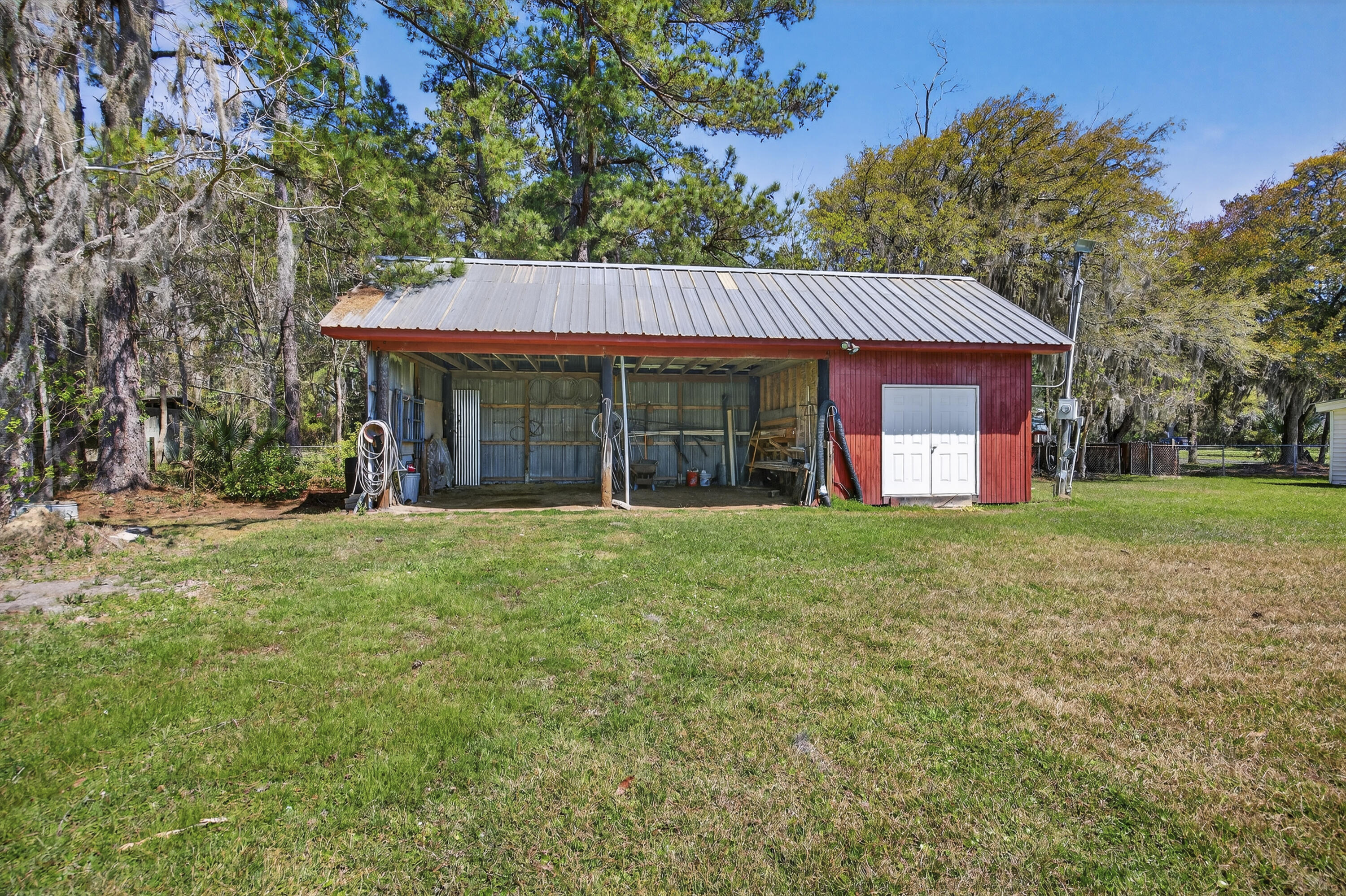 4715 Hwy 165