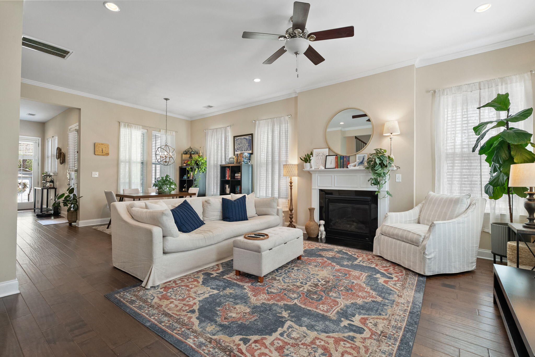 5122 Hyde Park Village Lane