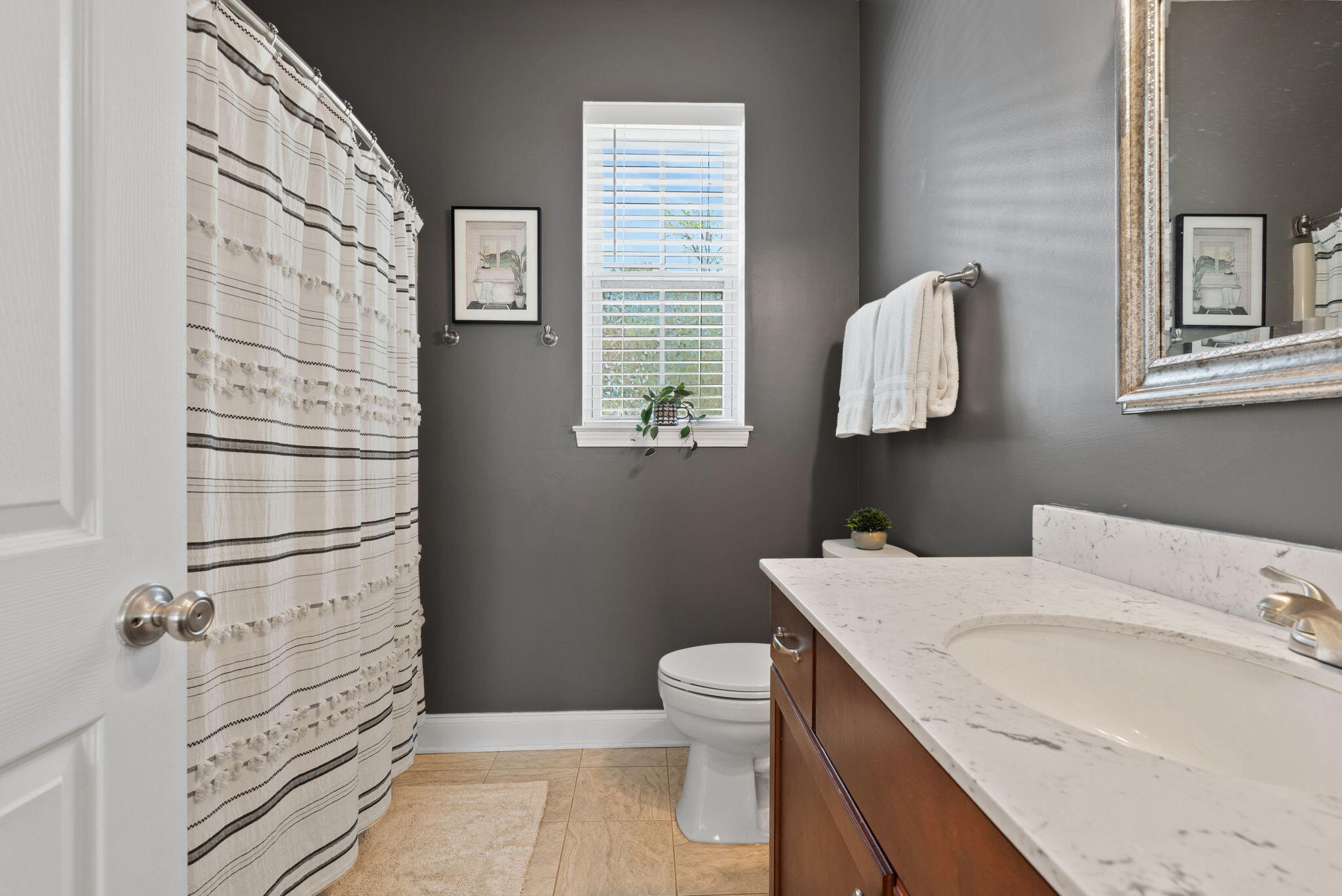 5122 Hyde Park Village Lane