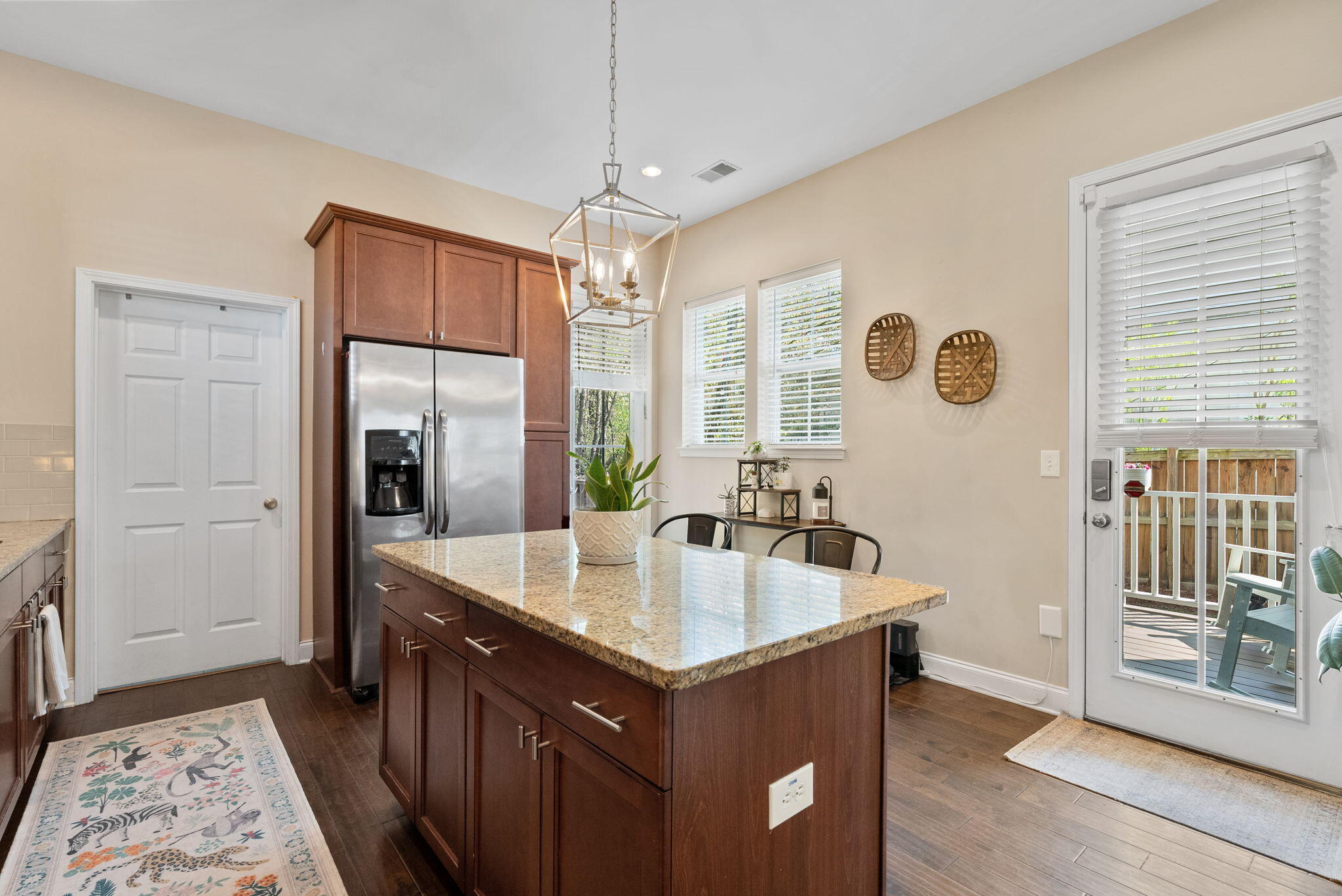 5122 Hyde Park Village Lane