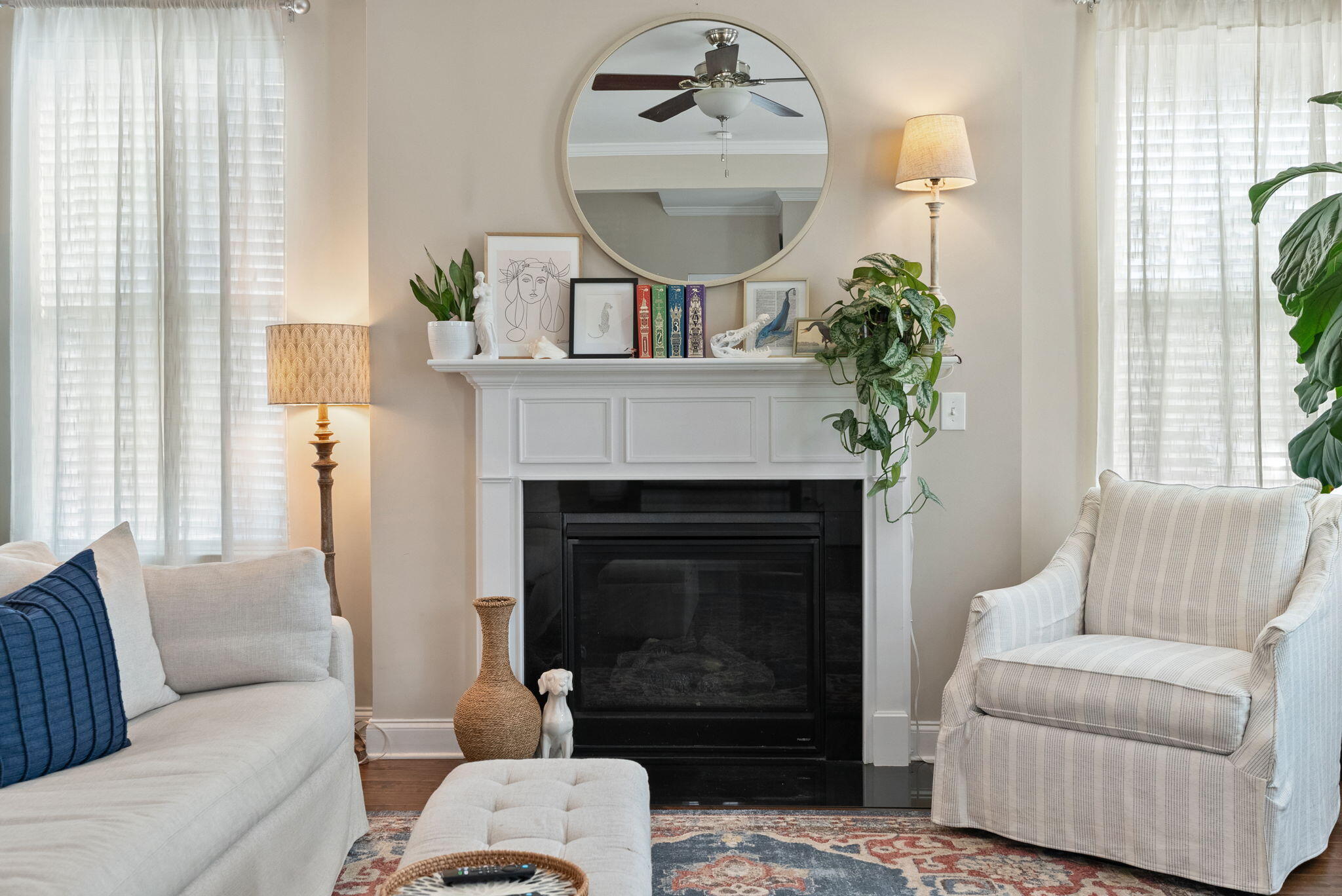 5122 Hyde Park Village Lane