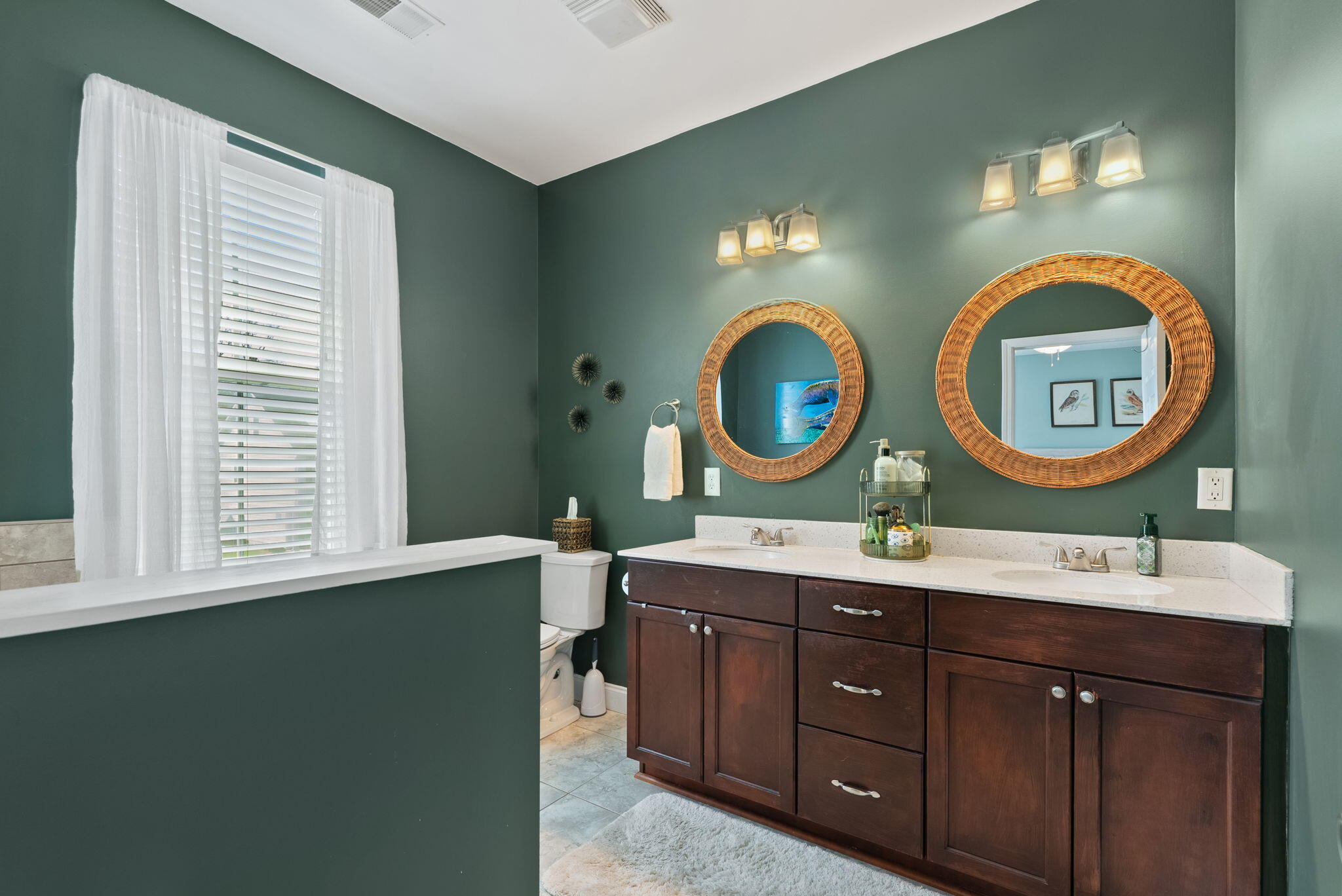 5122 Hyde Park Village Lane