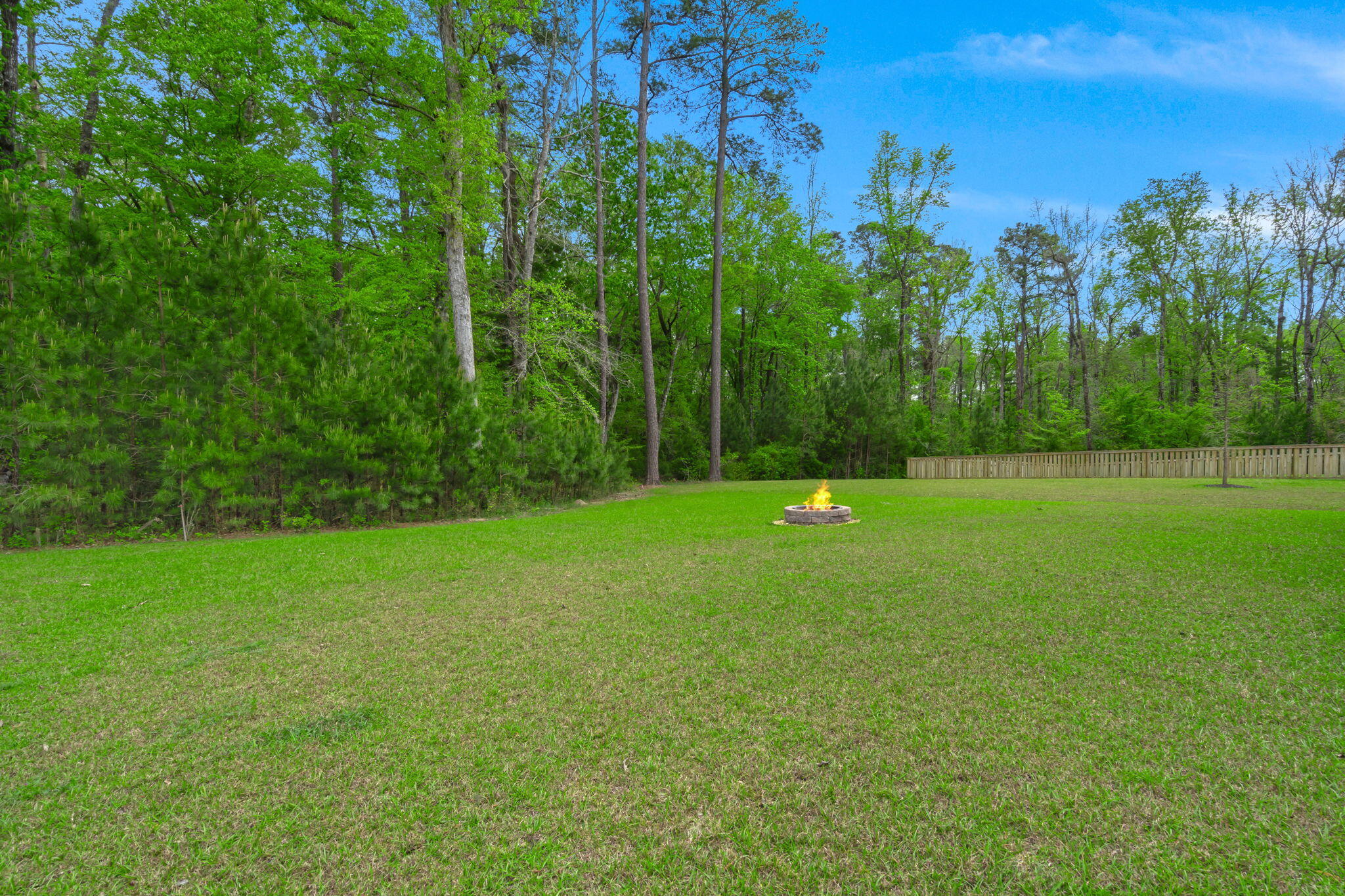 404 Oak View Way