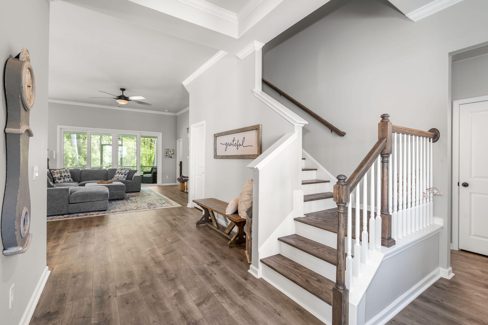404 Oak View Way