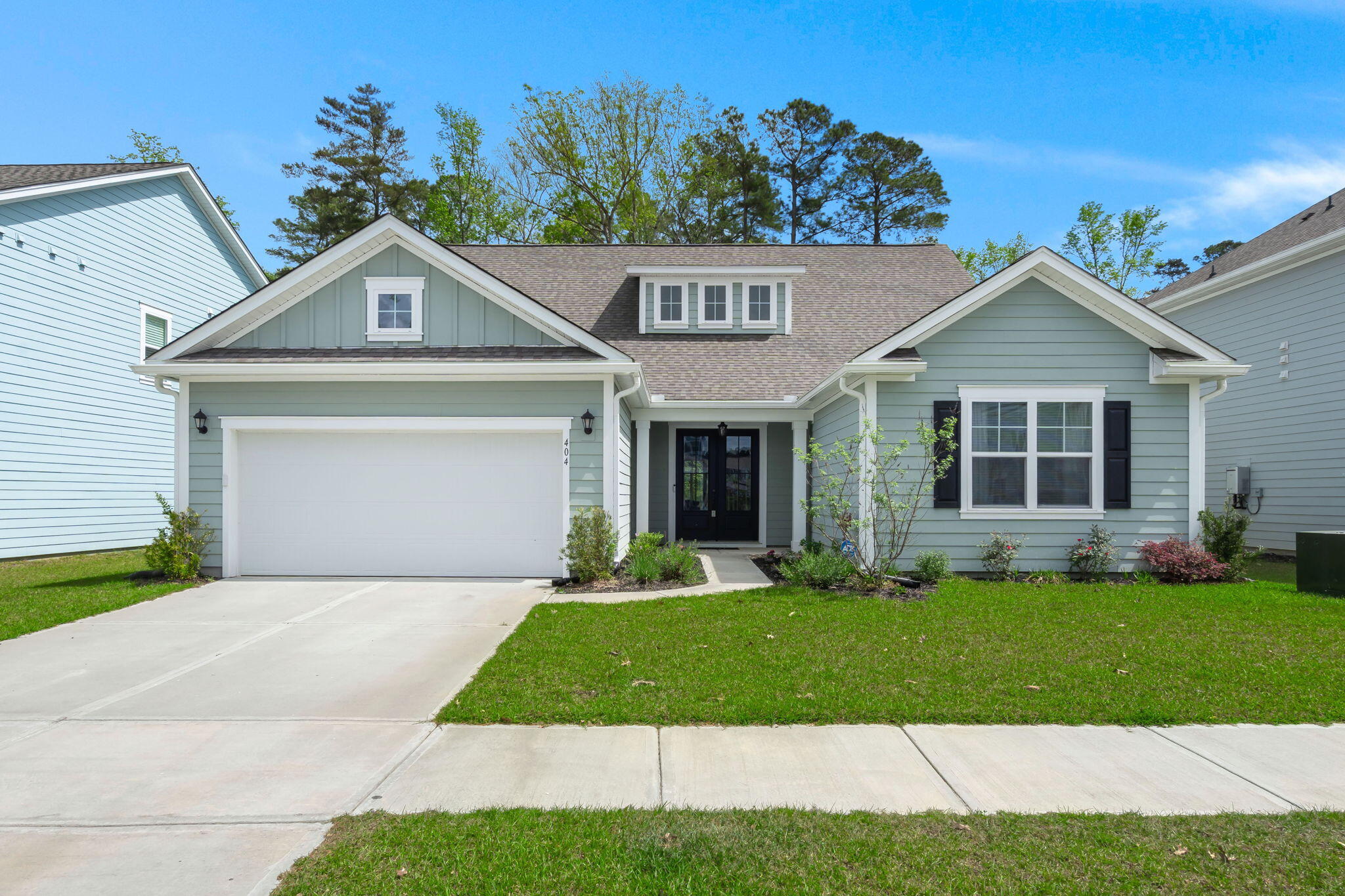 404 Oak View Way