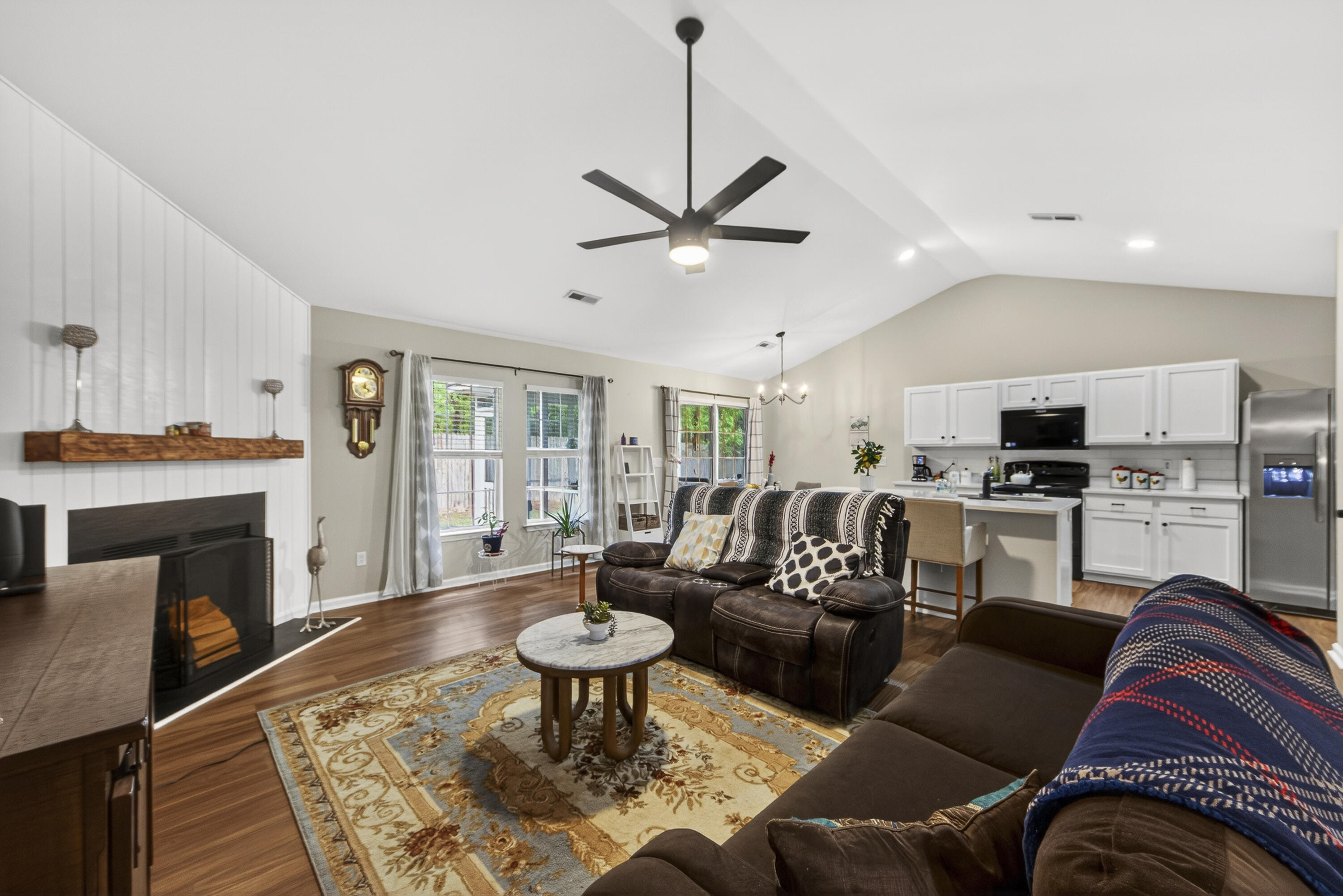 5252 Copley Circle
