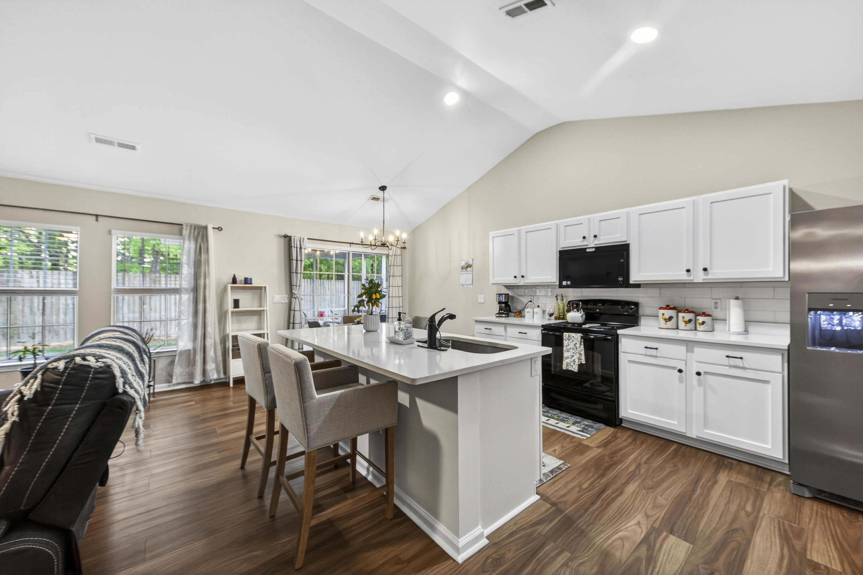 5252 Copley Circle