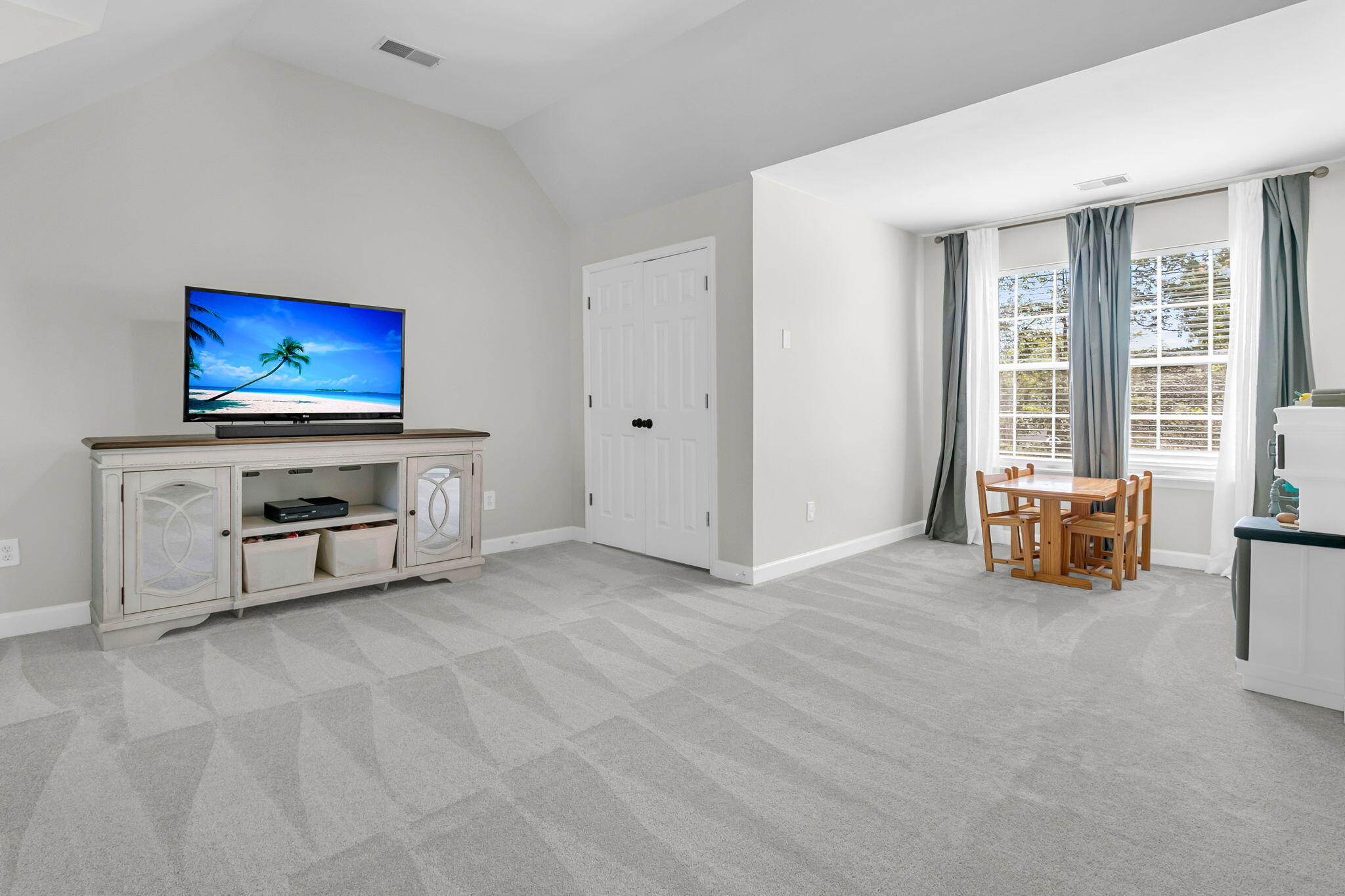 2116 Tall Grass Circle