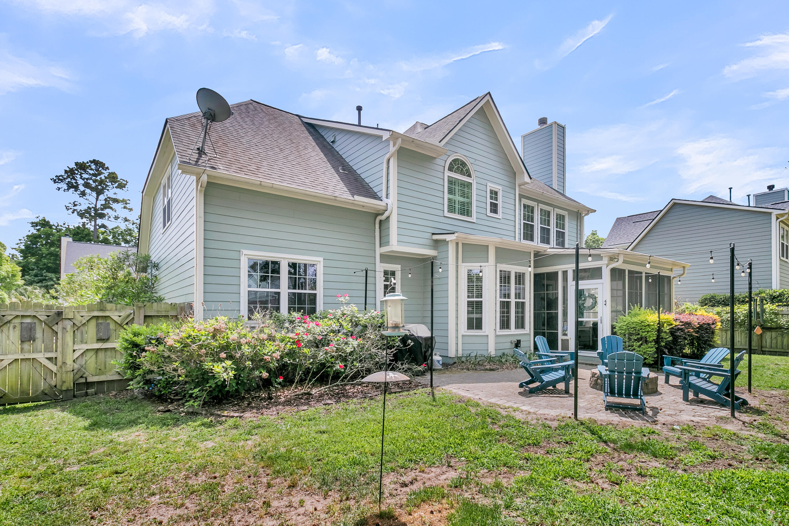 2113 Tall Grass