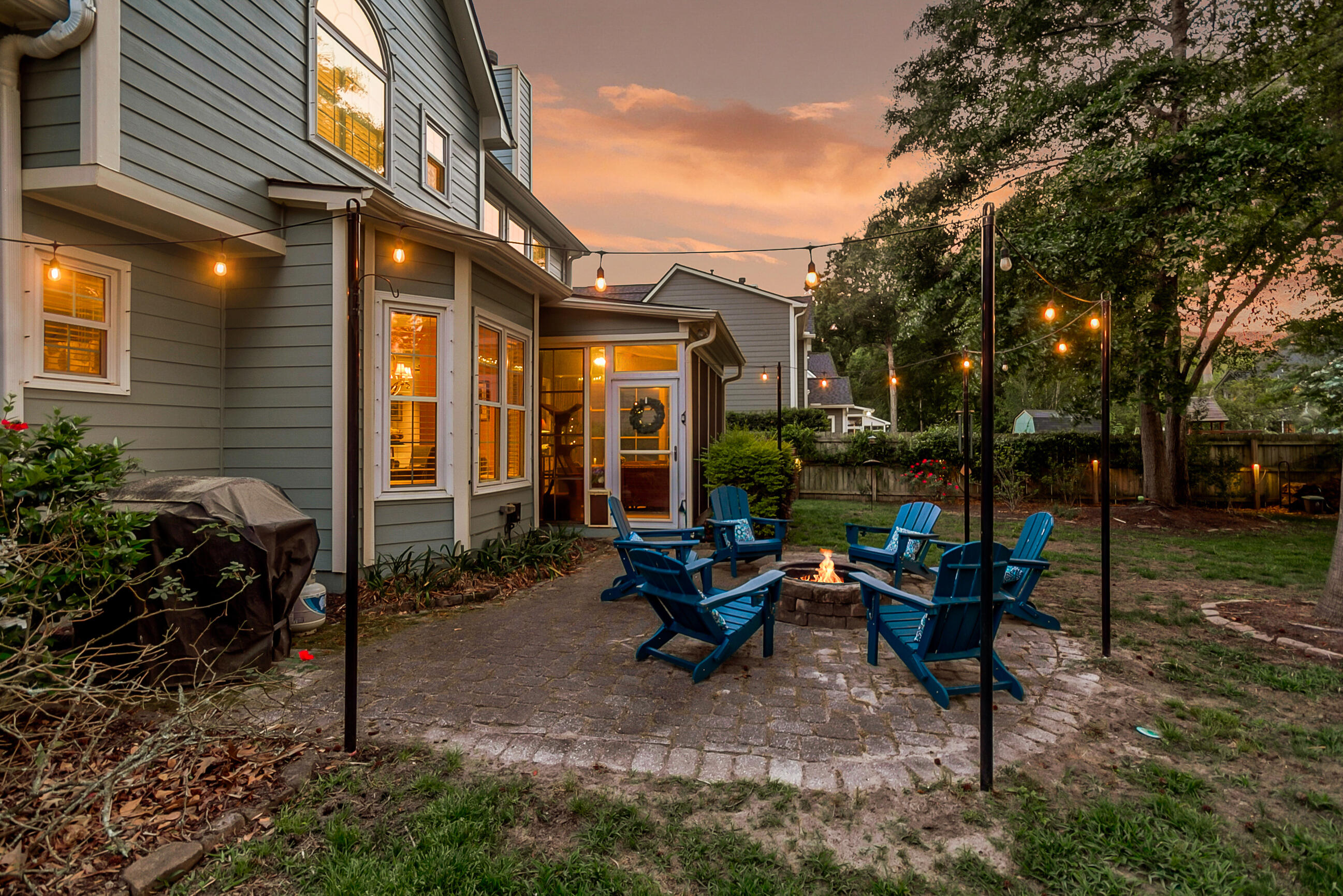 2113 Tall Grass