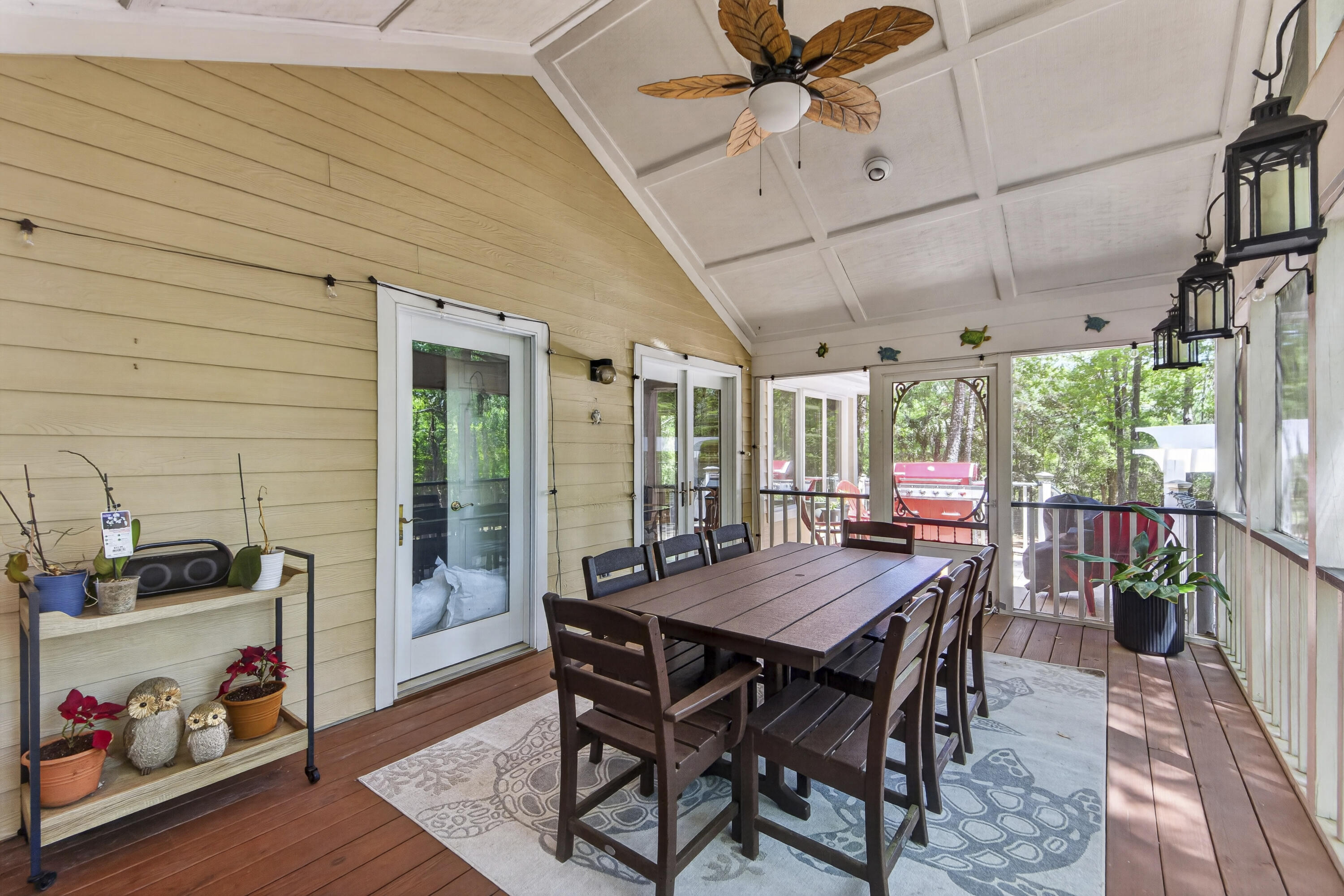2595 Bohicket Drive