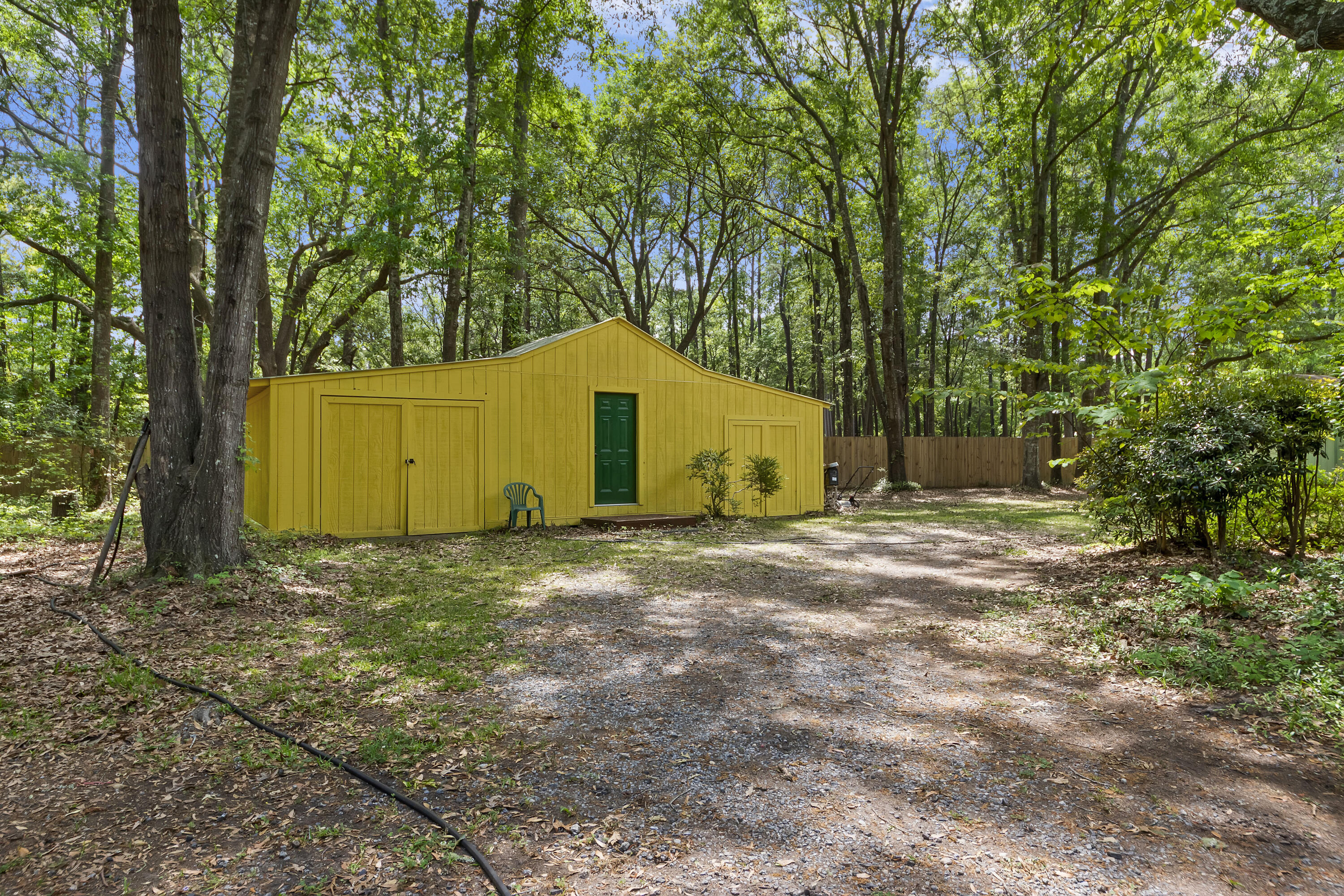 2595 Bohicket Drive