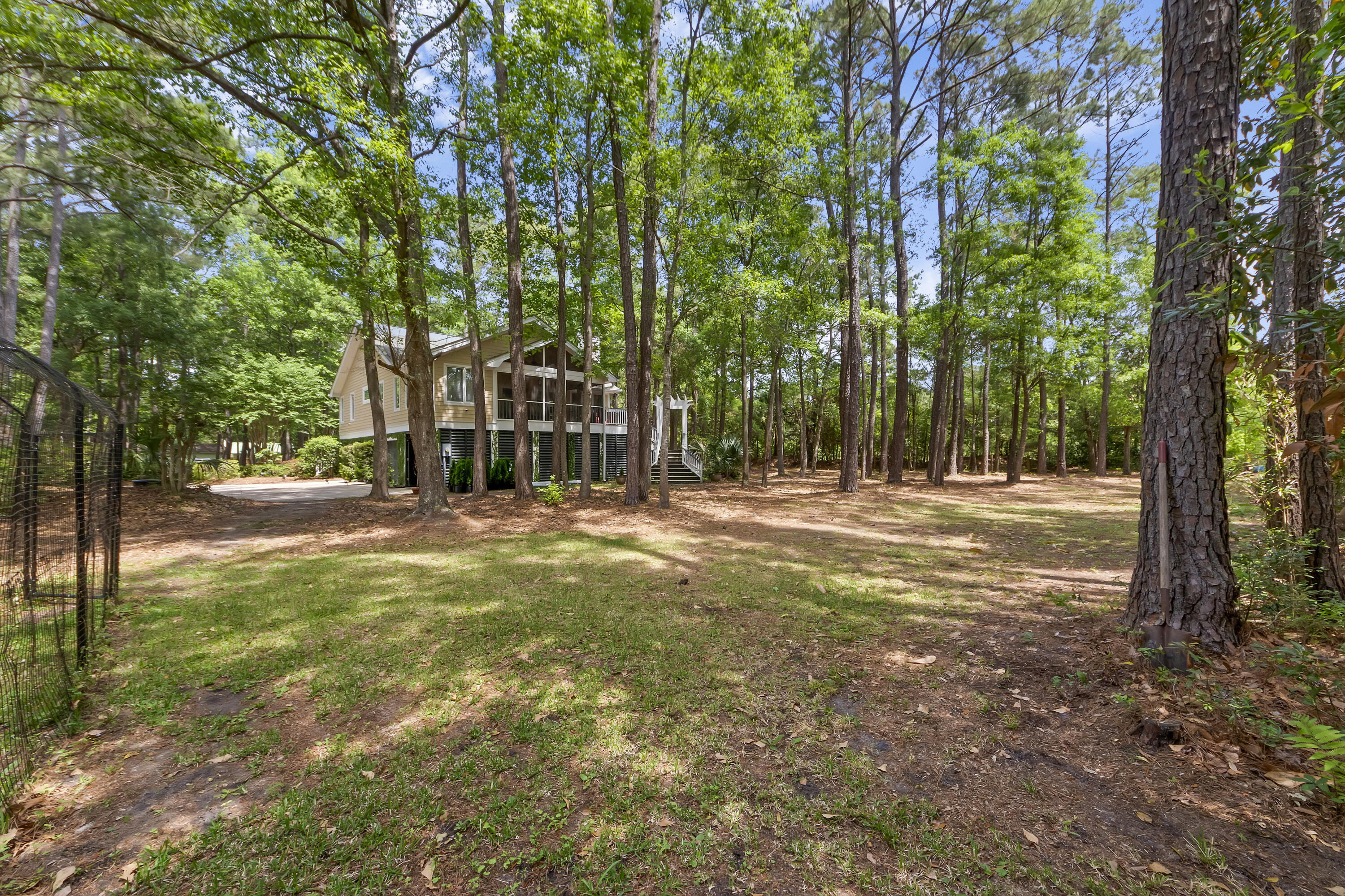 2595 Bohicket Drive