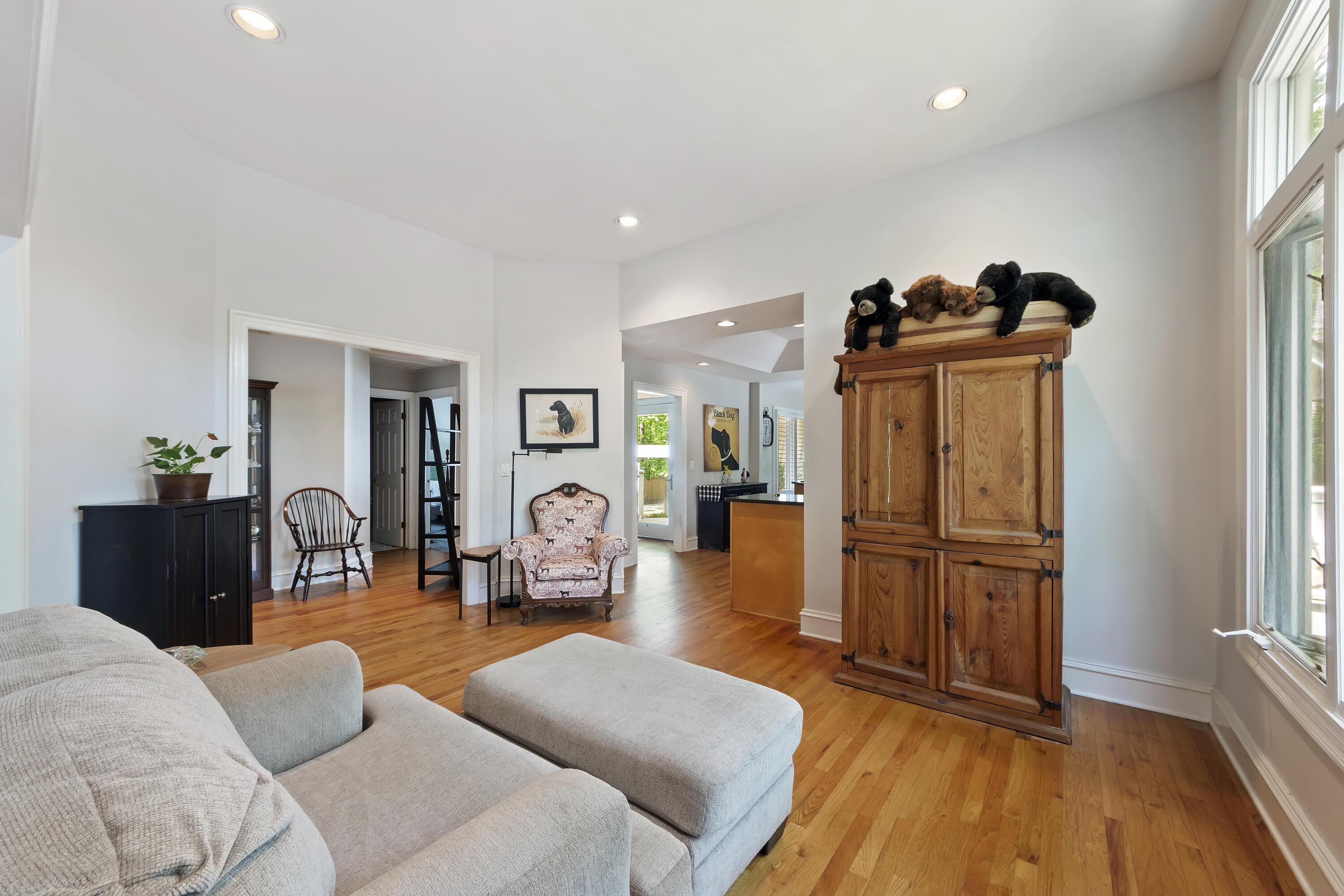 2595 Bohicket Drive