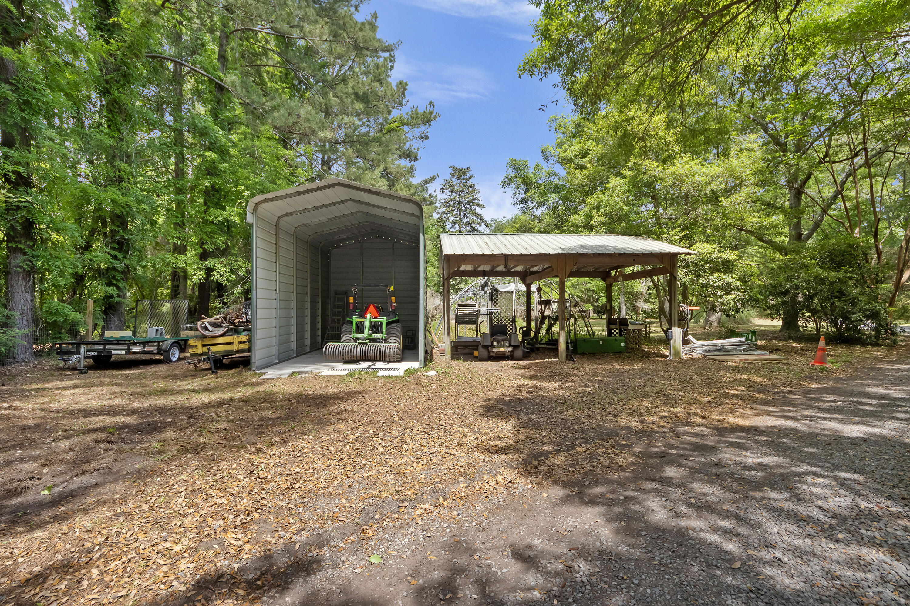 2595 Bohicket Drive
