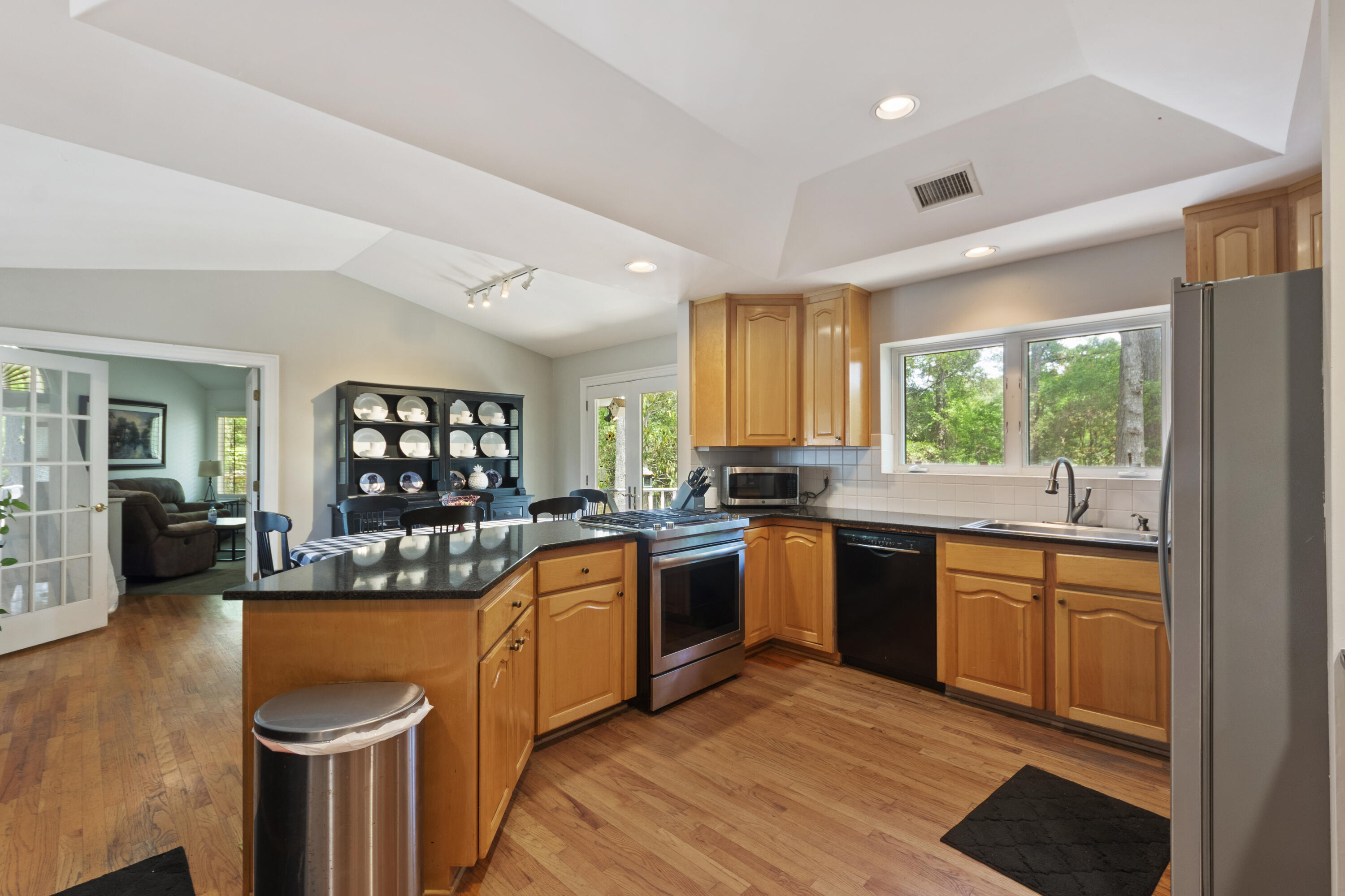 2595 Bohicket Drive
