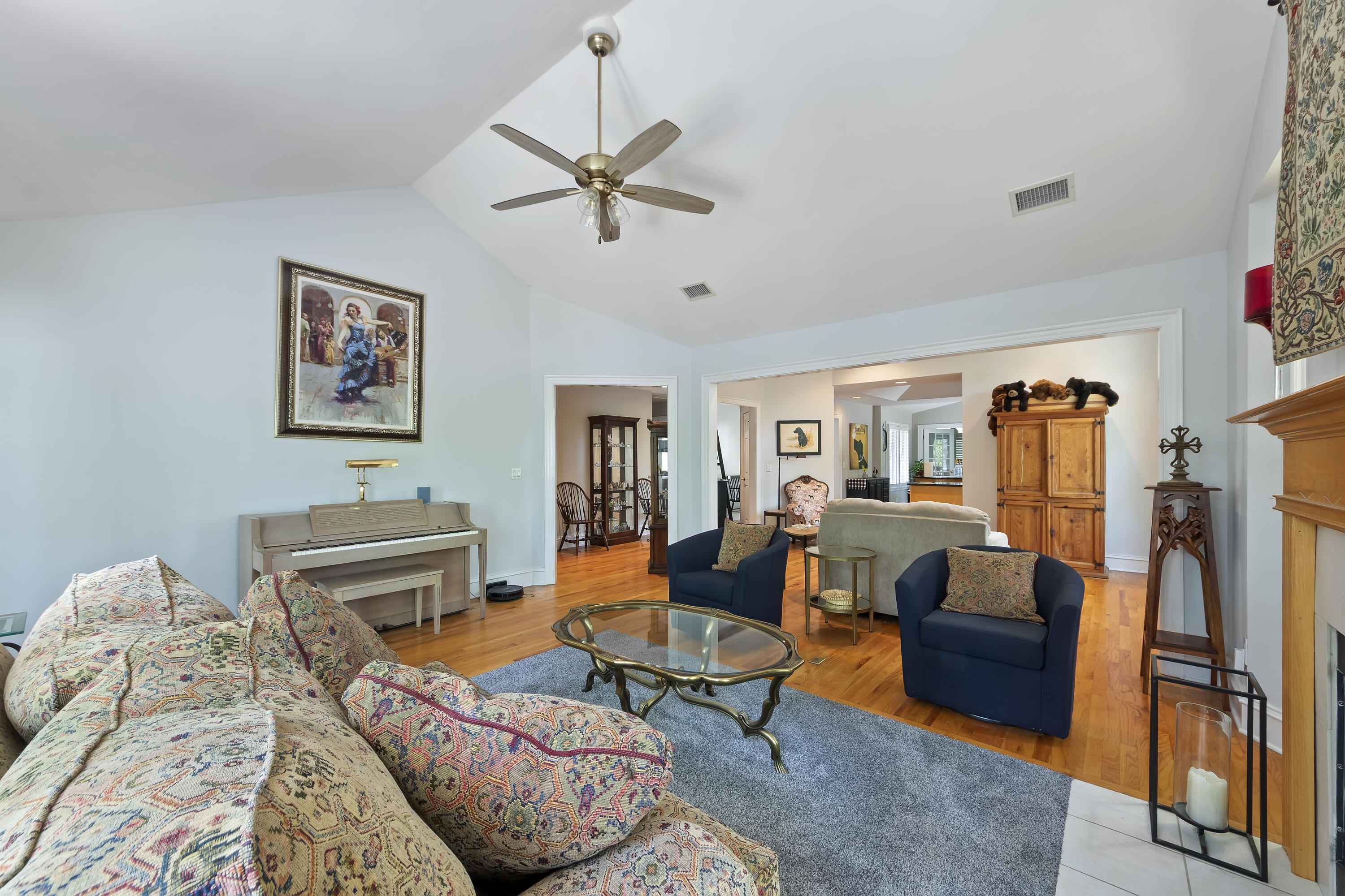2595 Bohicket Drive
