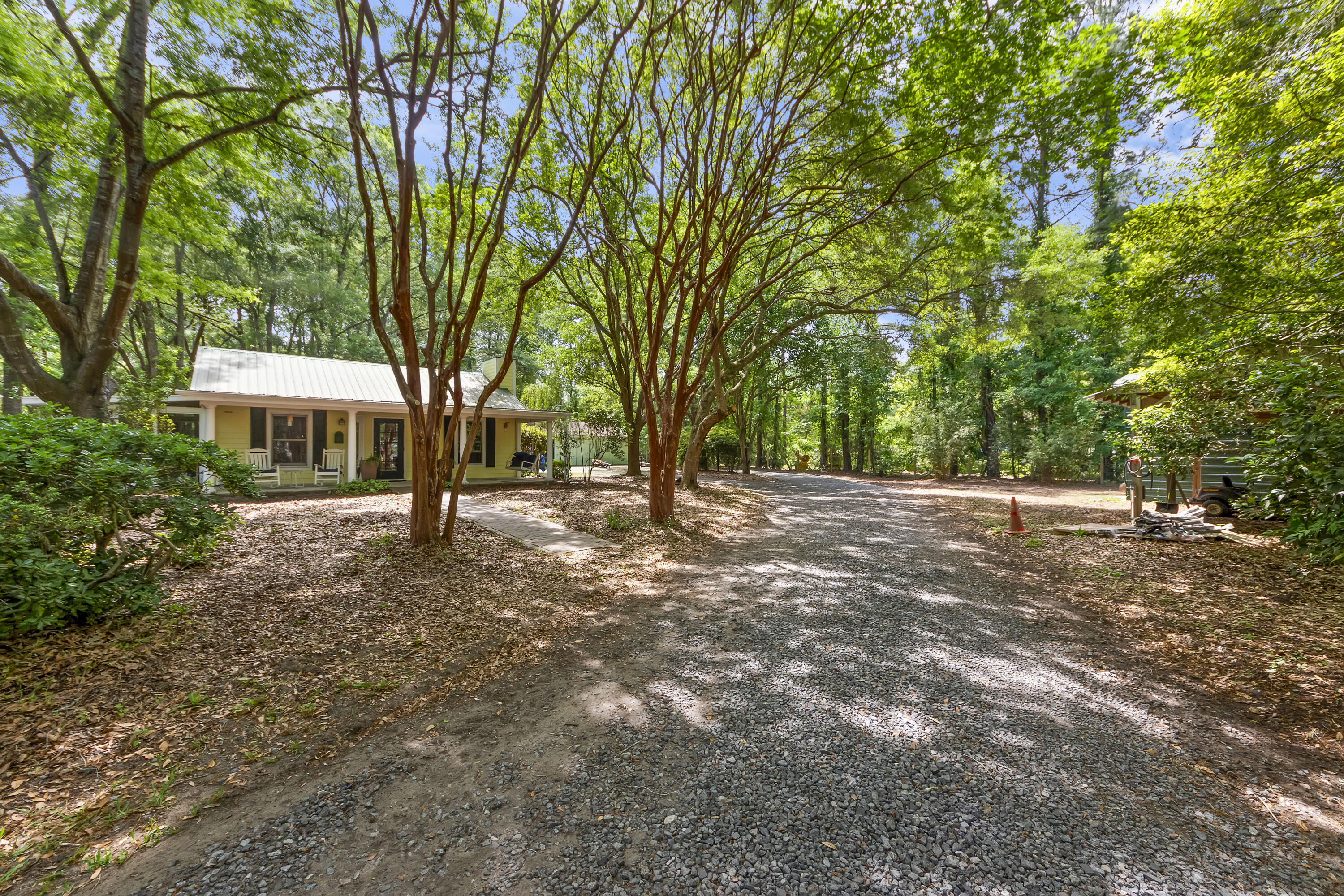 2595 Bohicket Drive