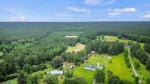 1 Marion Woods Trail