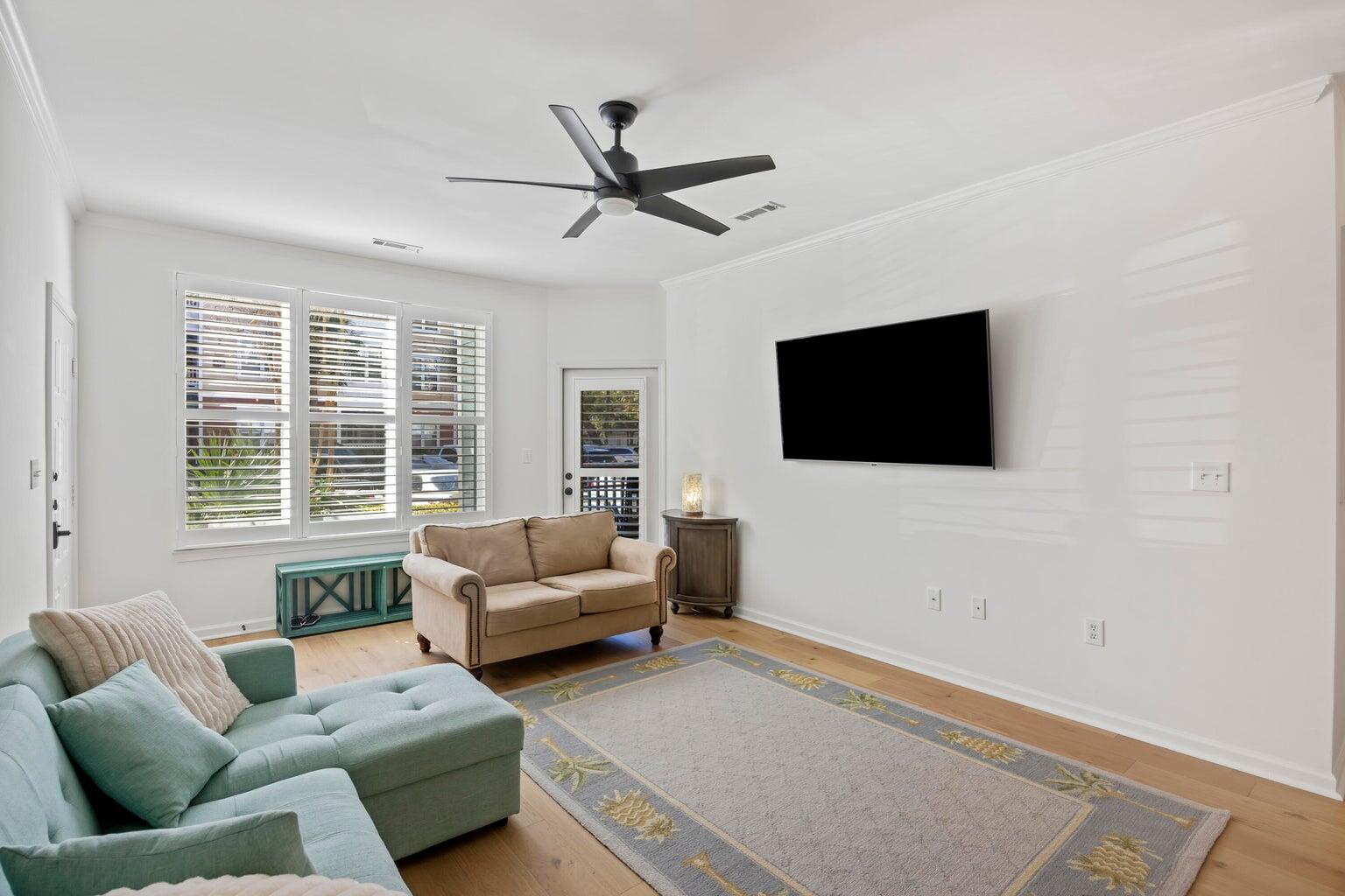 200 Bucksley Lane # 105