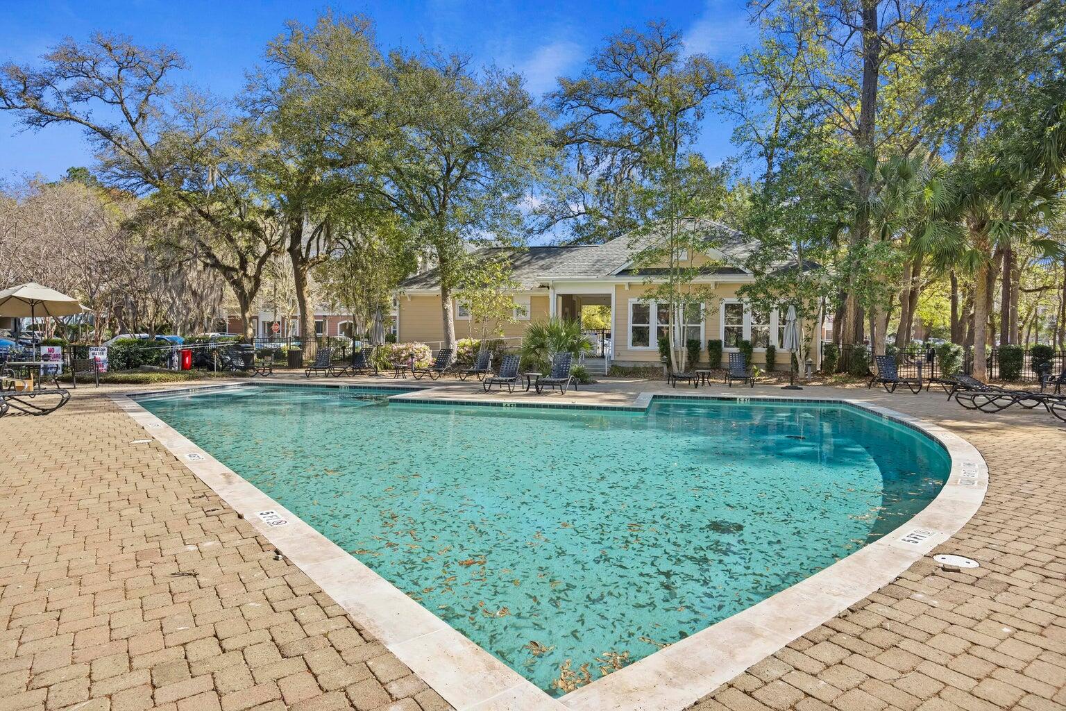 200 Bucksley Lane # 105