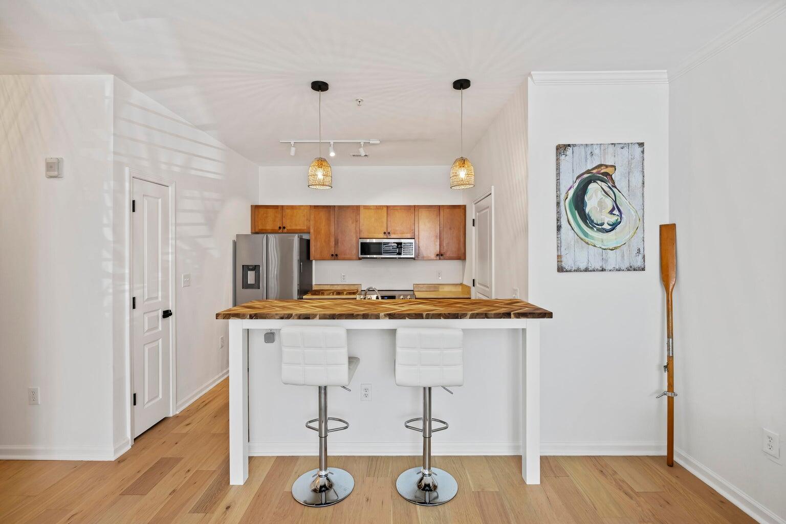 200 Bucksley Lane # 105