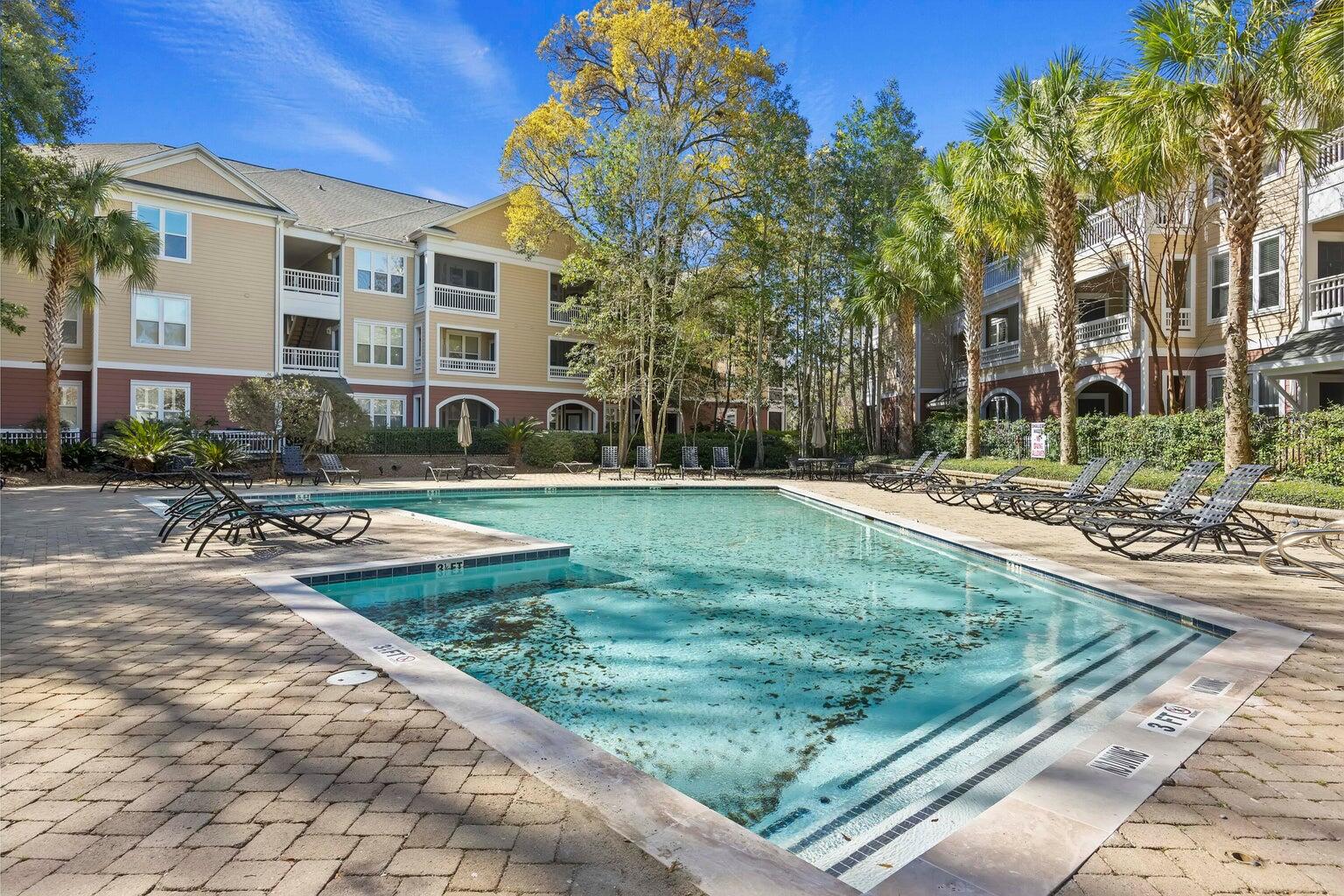 200 Bucksley Lane # 105