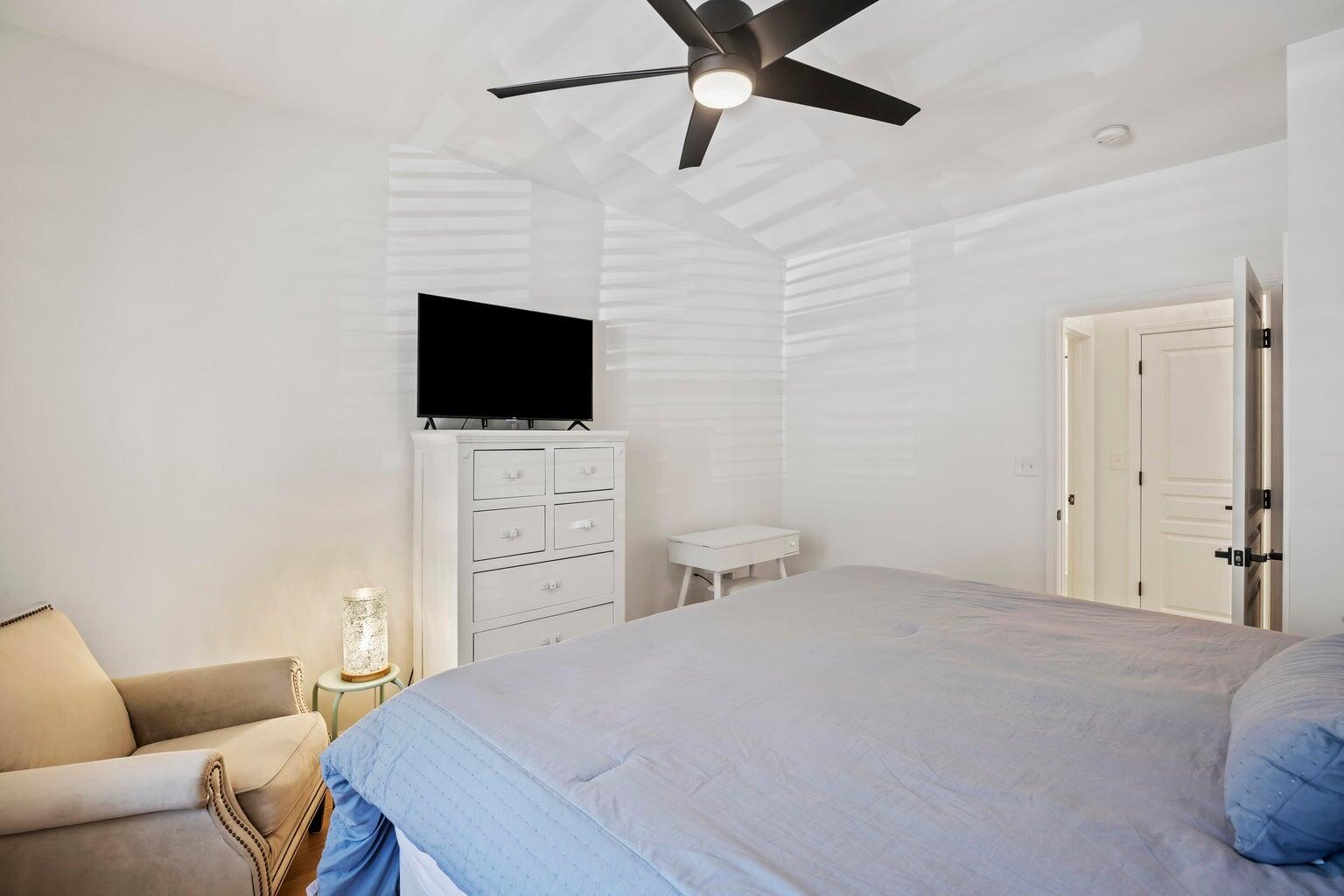 200 Bucksley Lane # 105