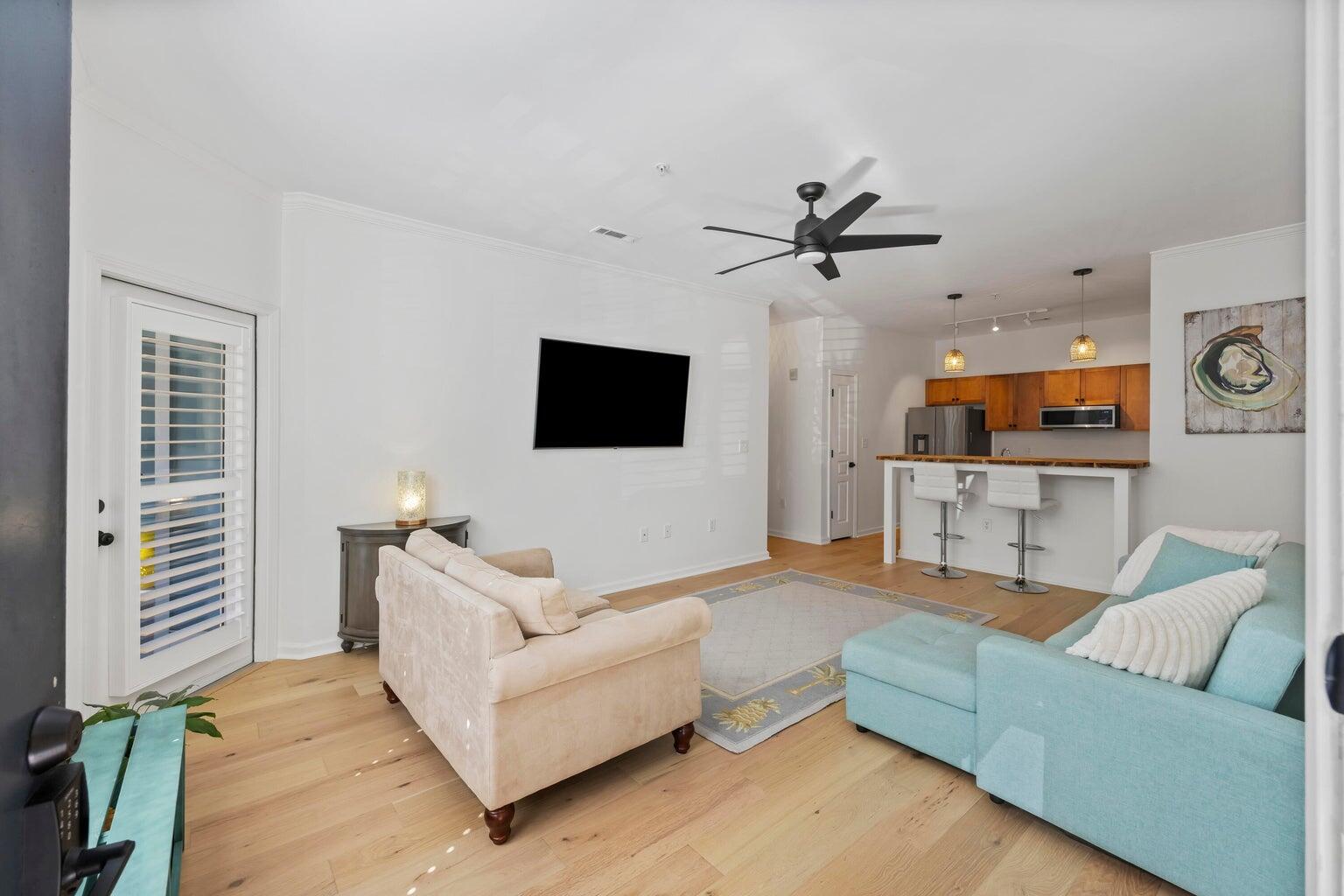 200 Bucksley Lane # 105