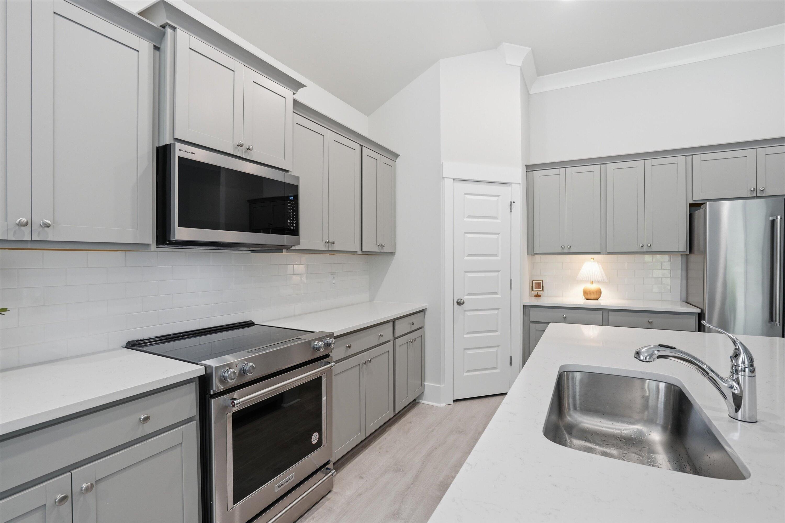 128 Lilac Grove Way